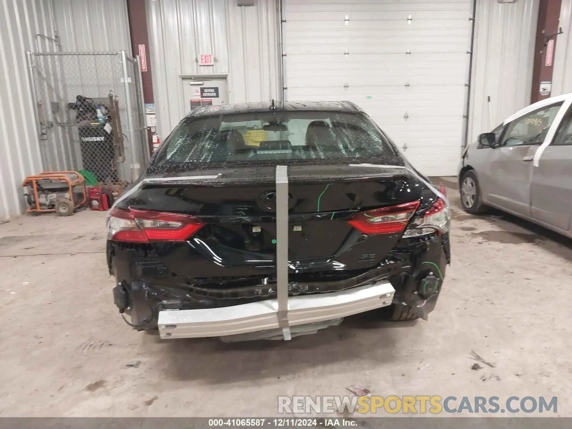 16 fotografías del automóvil dañado 4T1G11BK1RU129415 TOYOTA CAMRY 2024