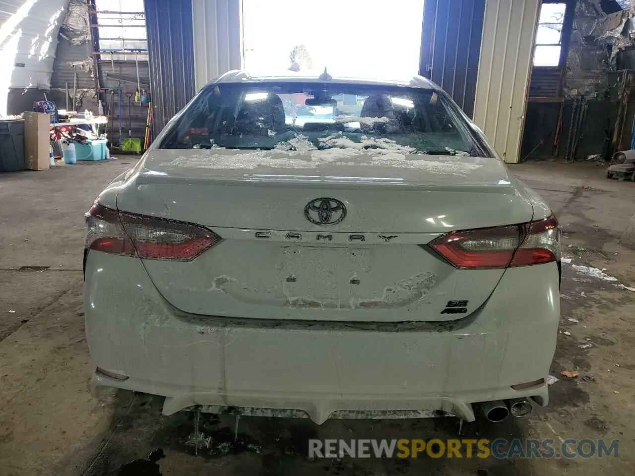 6 fotografías del automóvil dañado 4T1G11BK2RU126202 TOYOTA CAMRY 2024