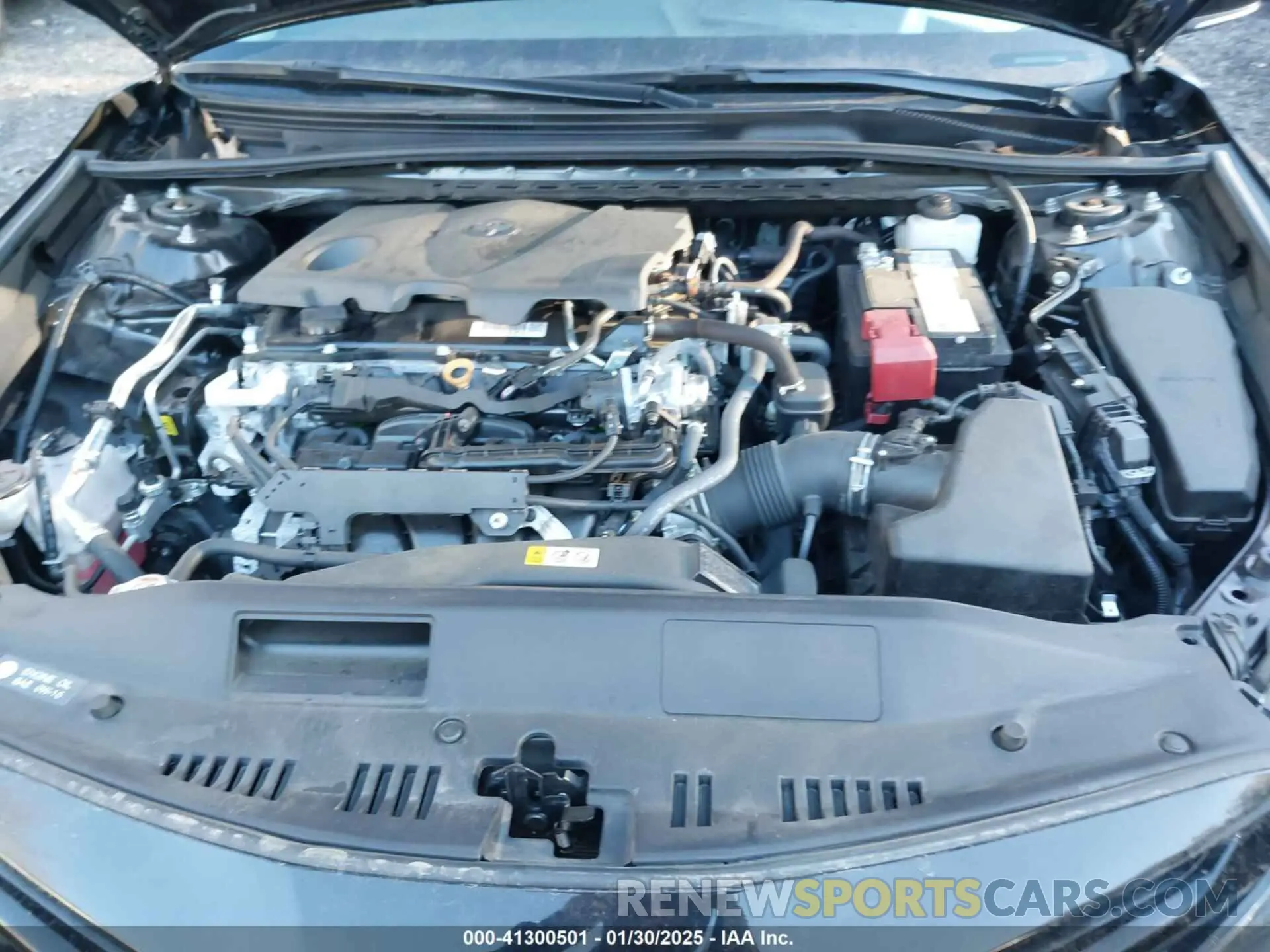 10 fotografías del automóvil dañado 4T1G11BK4RU129165 TOYOTA CAMRY 2024