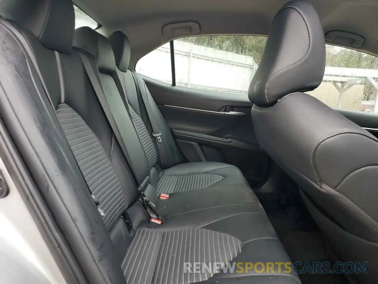 10 fotografías del automóvil dañado 4T1G11BK7RU117642 TOYOTA CAMRY 2024