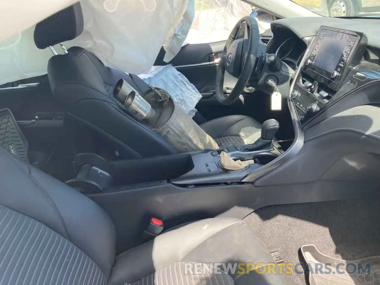 7 fotografías del automóvil dañado 4T1G11BK7RU127569 TOYOTA CAMRY 2024