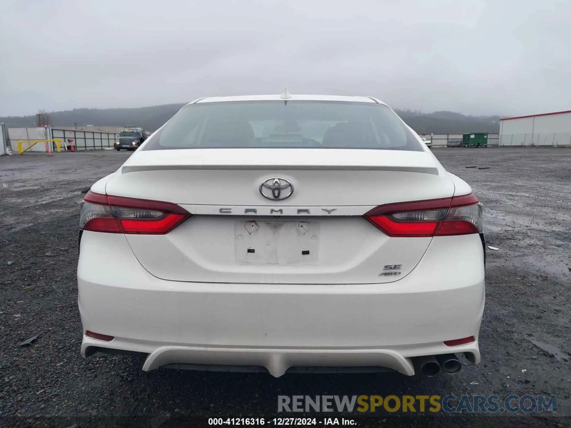 16 fotografías del automóvil dañado 4T1G11BK9RU111342 TOYOTA CAMRY 2024