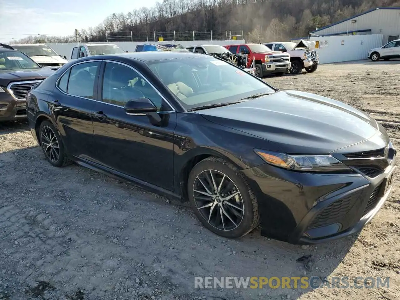 4 fotografías del automóvil dañado 4T1G11BK9RU114354 TOYOTA CAMRY 2024