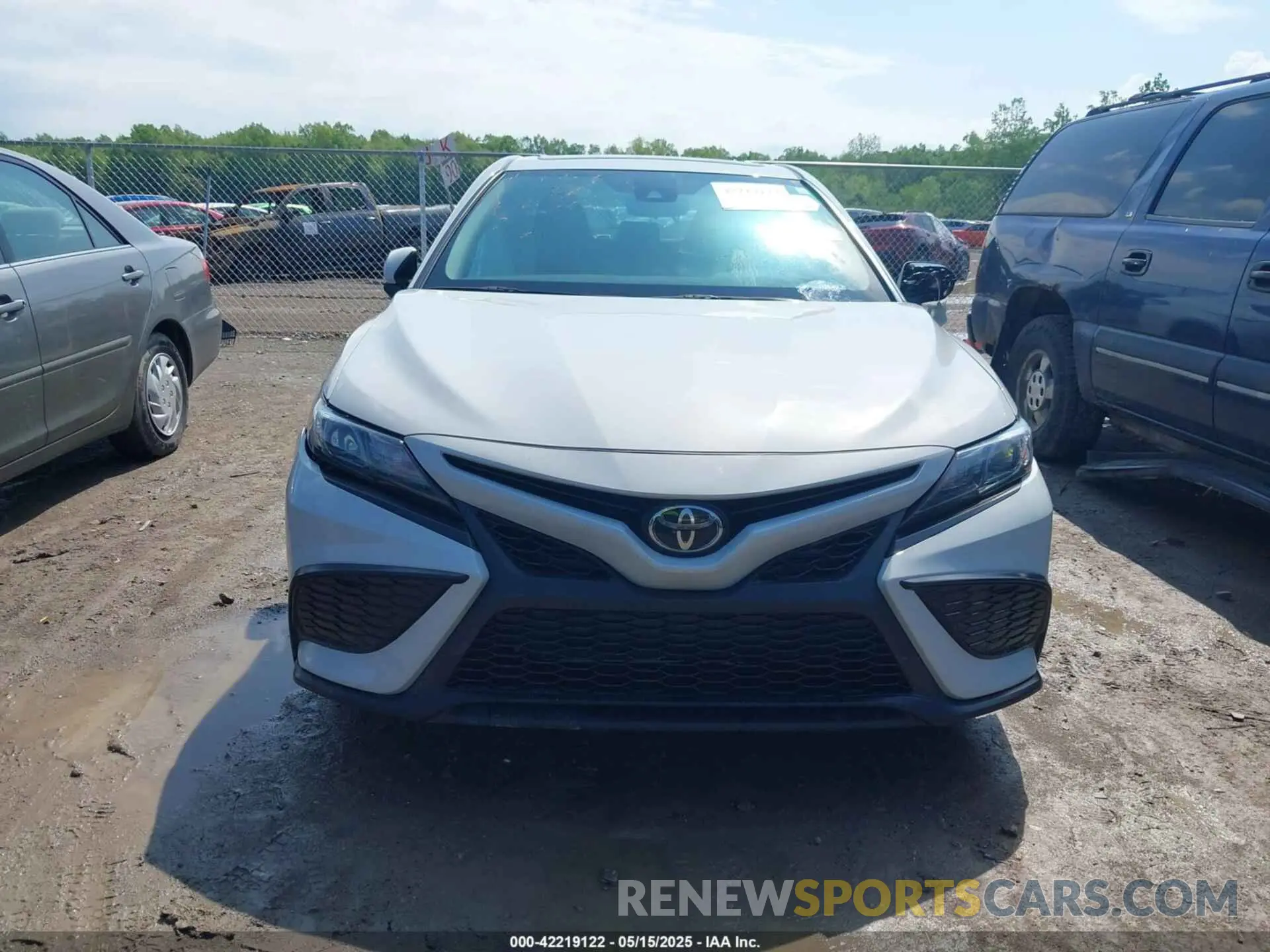 12 fotografías del automóvil dañado 4T1G11BKXRU126304 TOYOTA CAMRY 2024