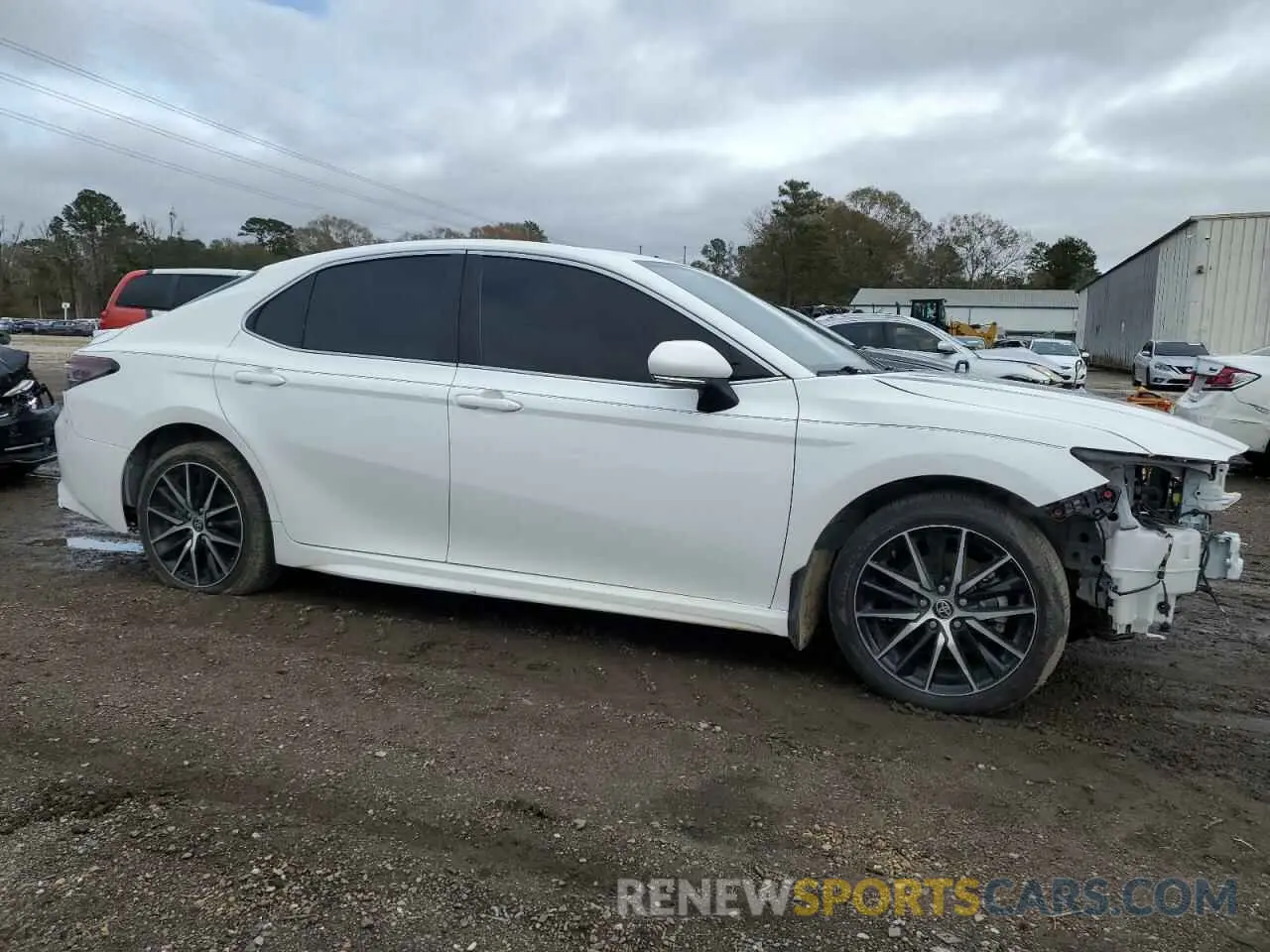 4 fotografías del automóvil dañado 4T1G31AK6RU623510 TOYOTA CAMRY 2024