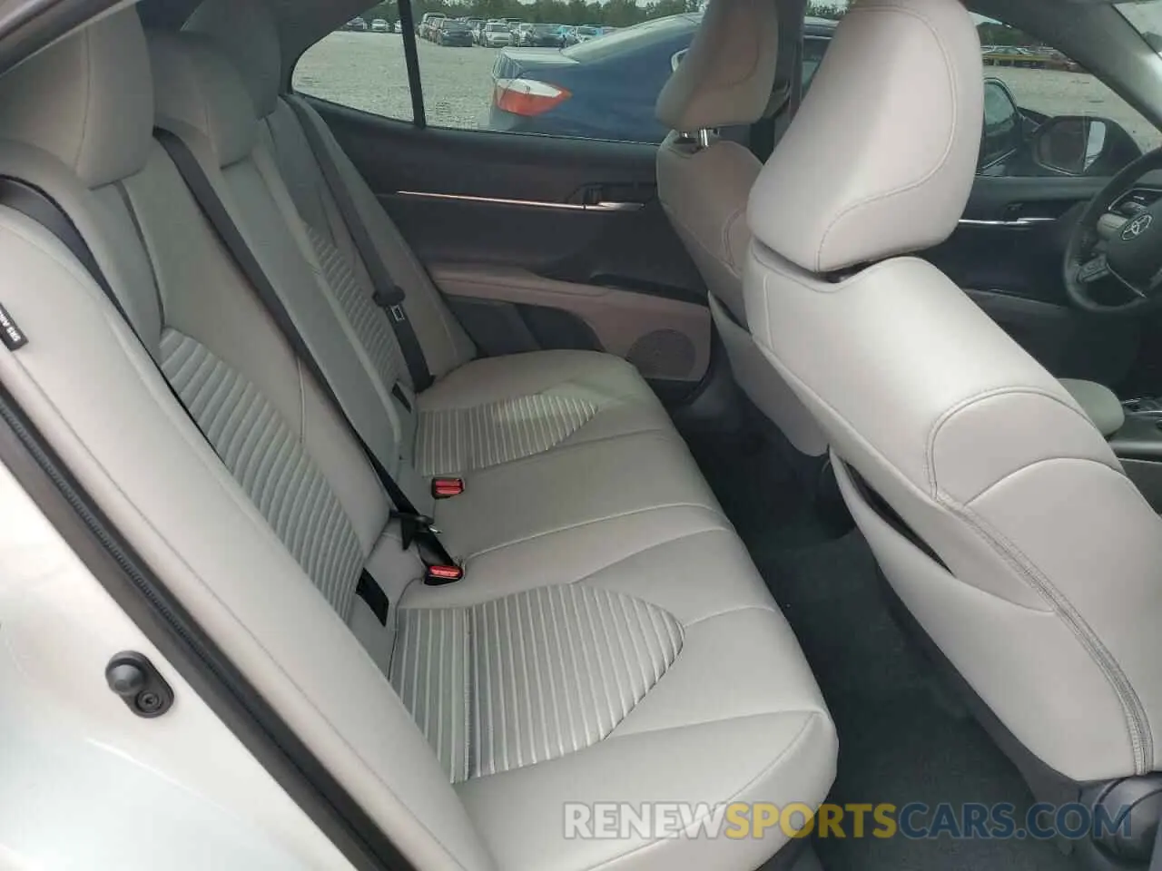 10 fotografías del automóvil dañado 4T1G31AK8RU070701 TOYOTA CAMRY 2024