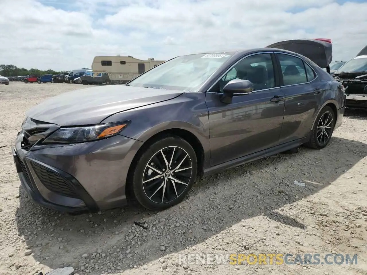 1 fotografías del automóvil dañado 4T1G31AKXRU066097 TOYOTA CAMRY 2024