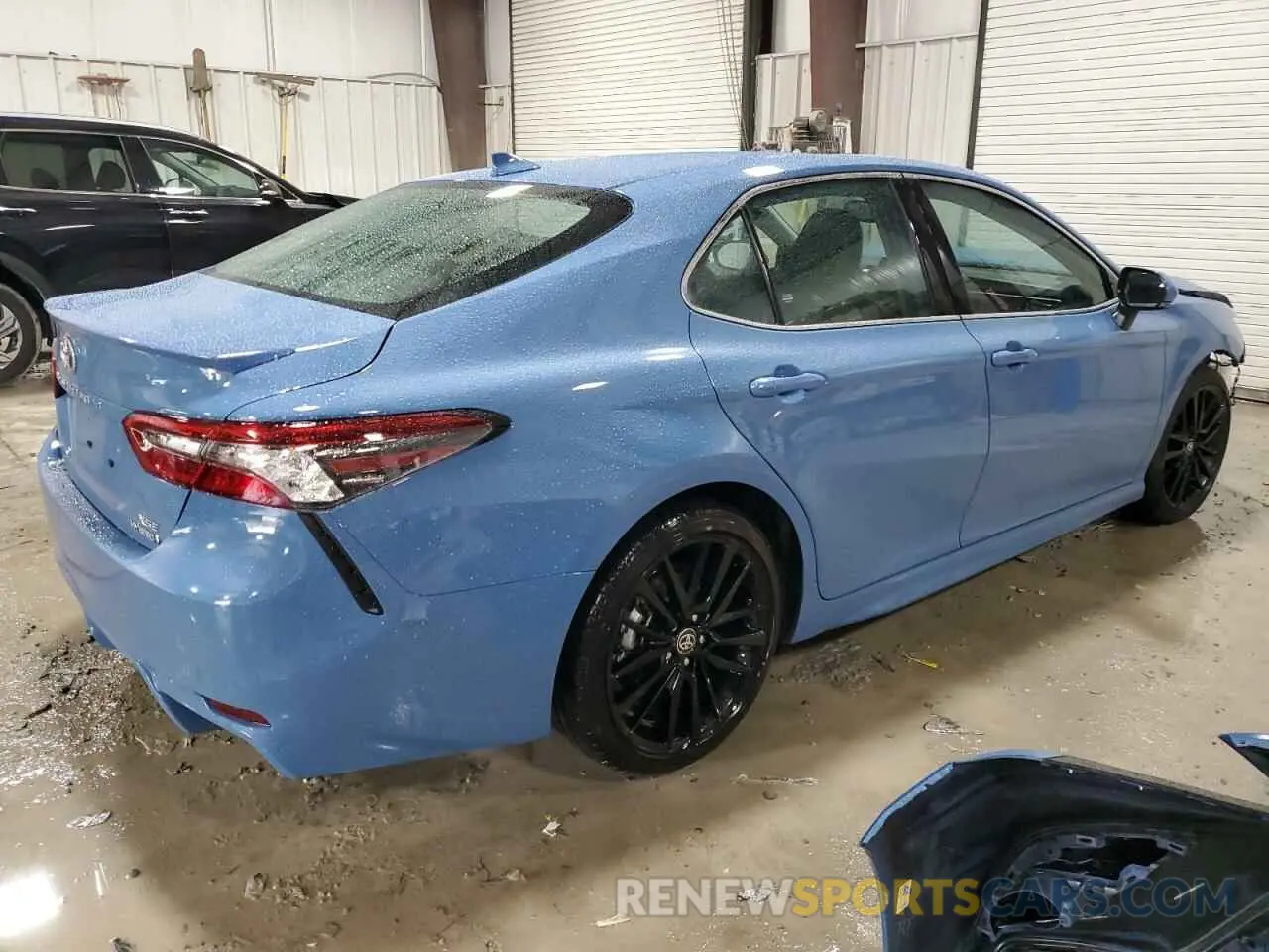 3 fotografías del automóvil dañado 4T1K31AK3RU077632 TOYOTA CAMRY 2024