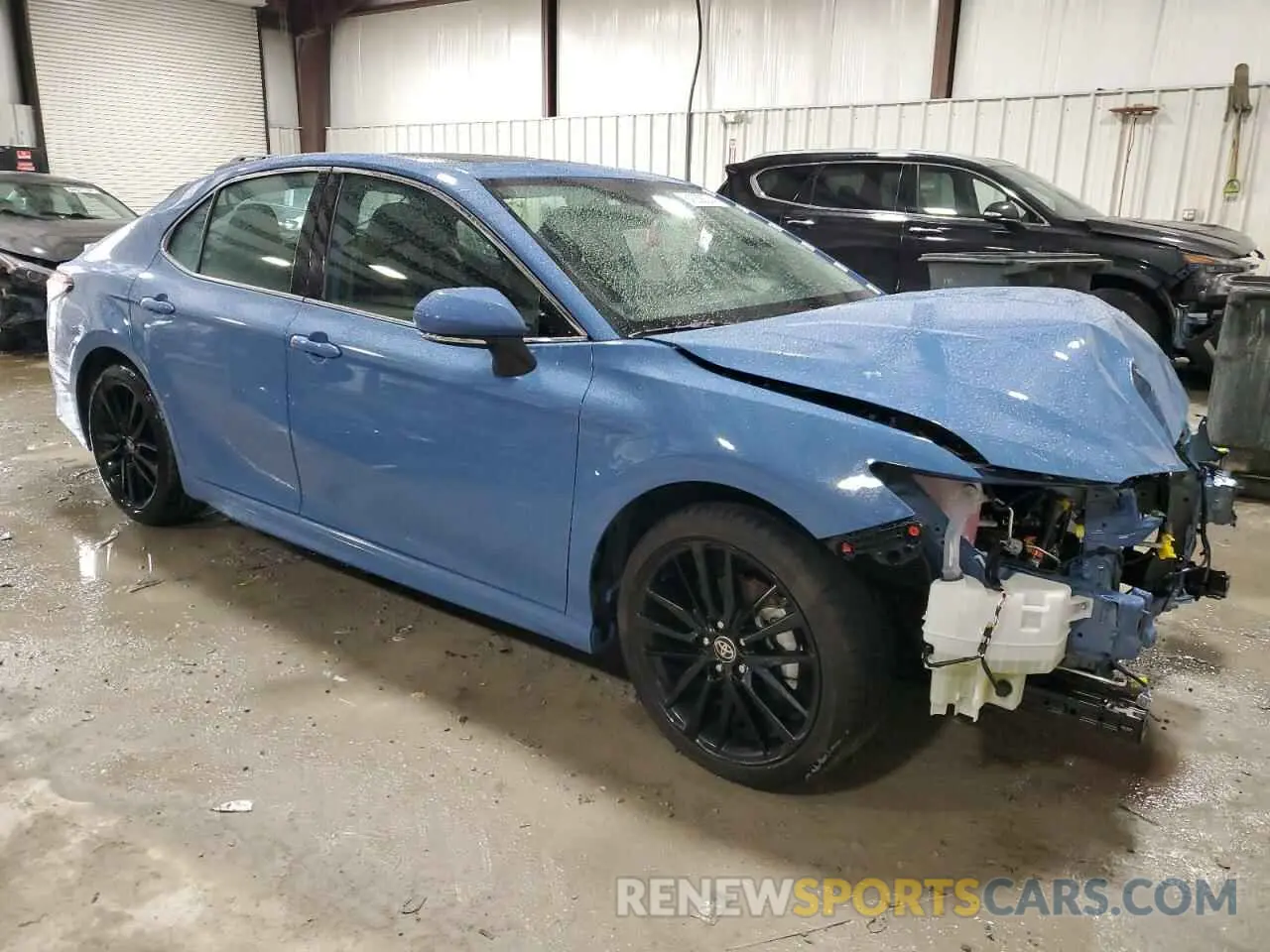 4 fotografías del automóvil dañado 4T1K31AK3RU077632 TOYOTA CAMRY 2024
