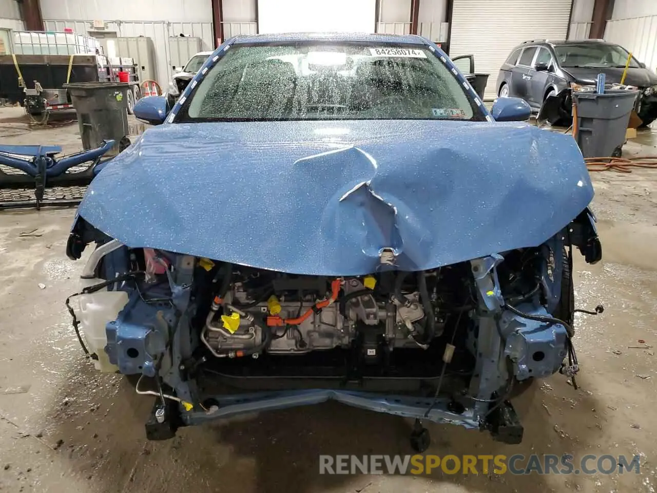 5 fotografías del automóvil dañado 4T1K31AK3RU077632 TOYOTA CAMRY 2024