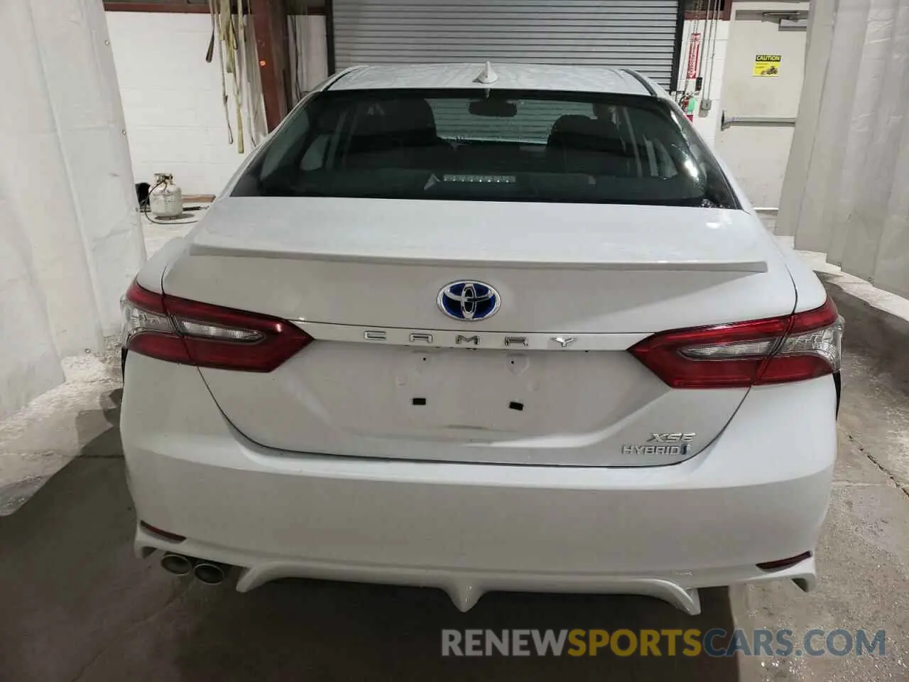 6 fotografías del automóvil dañado 4T1K31AK4RU077073 TOYOTA CAMRY 2024