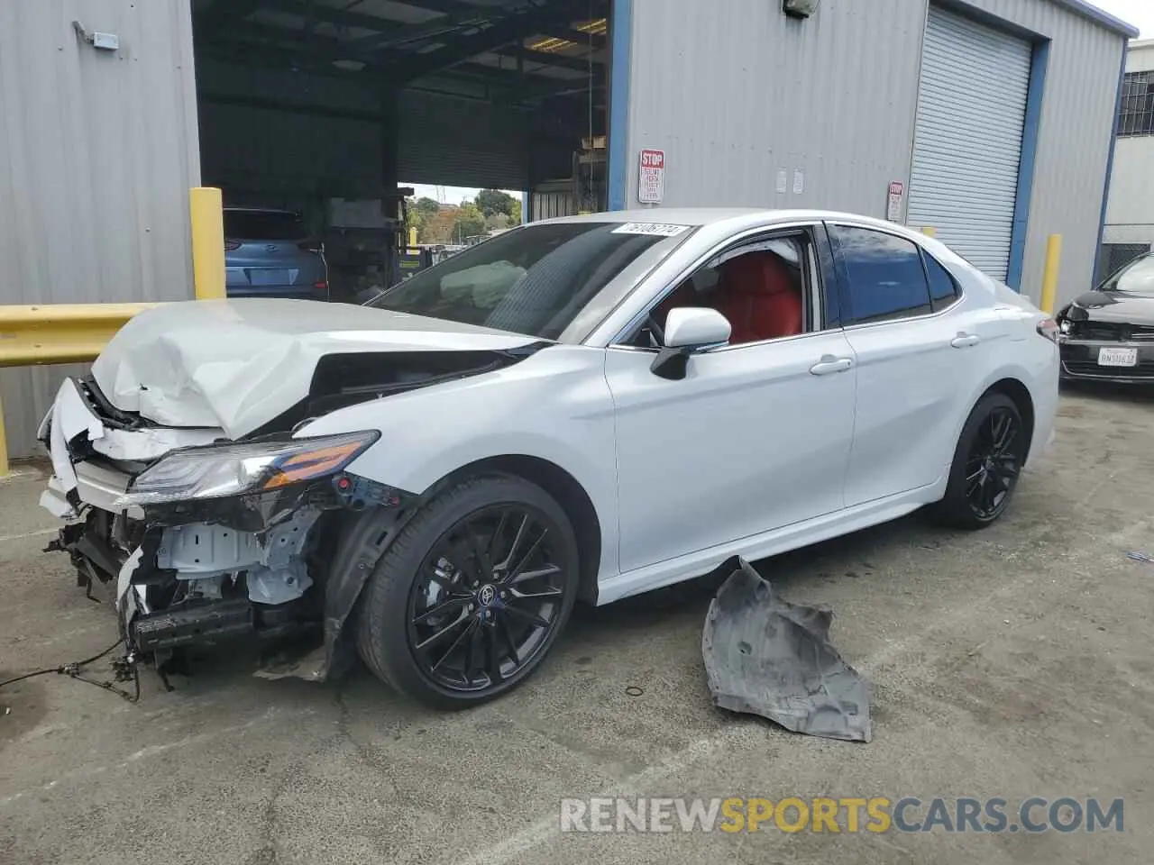 1 fotografías del automóvil dañado 4T1K31AK6RU064227 TOYOTA CAMRY 2024
