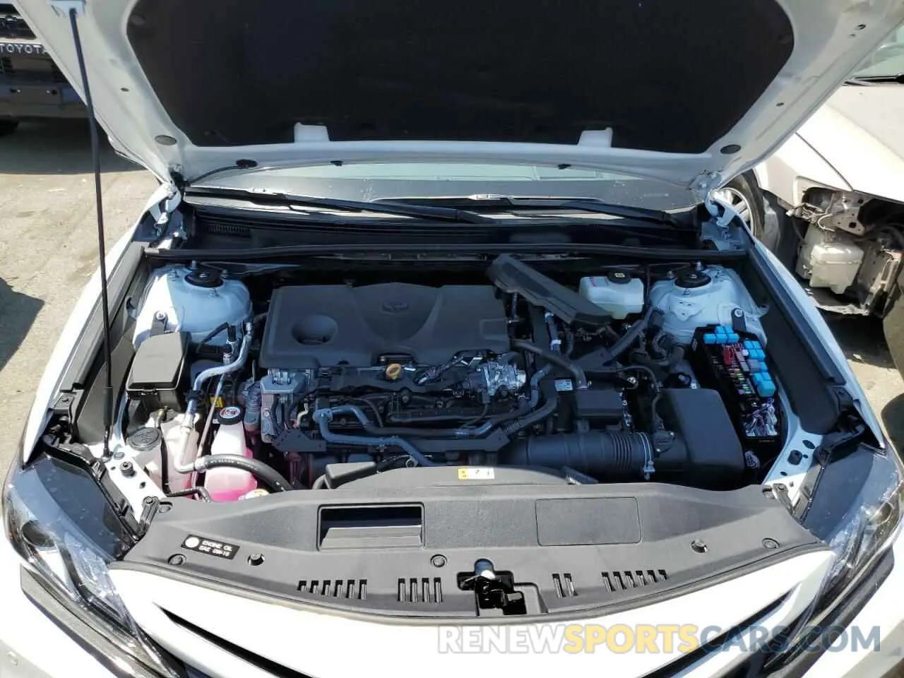 11 fotografías del automóvil dañado 4T1K31AK7RU630329 TOYOTA CAMRY 2024