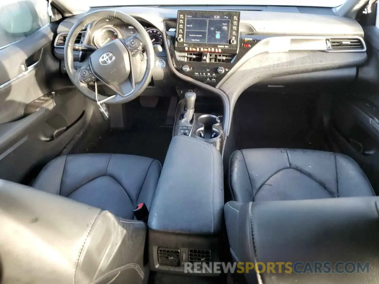 8 fotografías del automóvil dañado 4T1K31AK8RU065640 TOYOTA CAMRY 2024