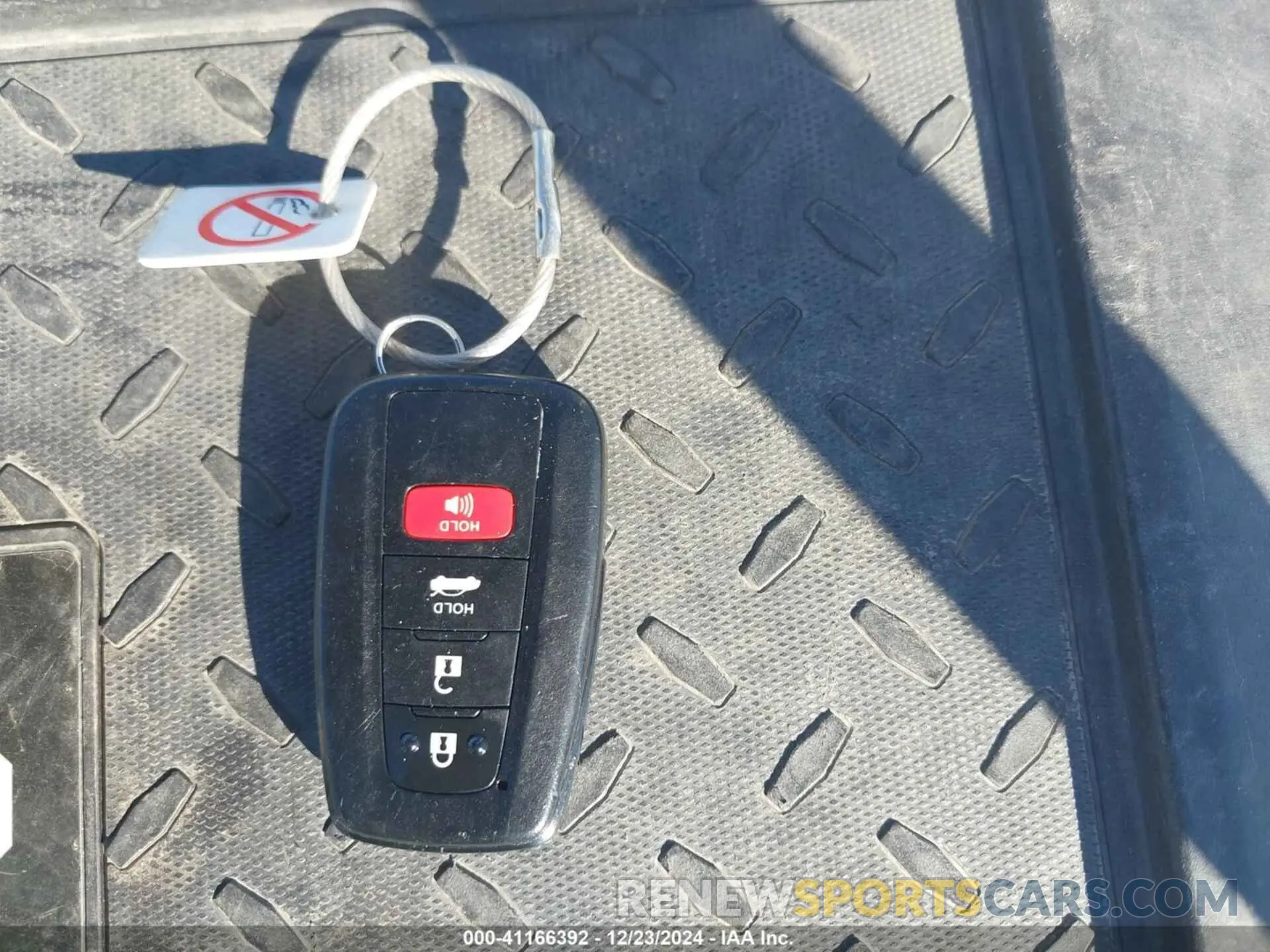 11 fotografías del automóvil dañado 4T1K61AK0RU233634 TOYOTA CAMRY 2024