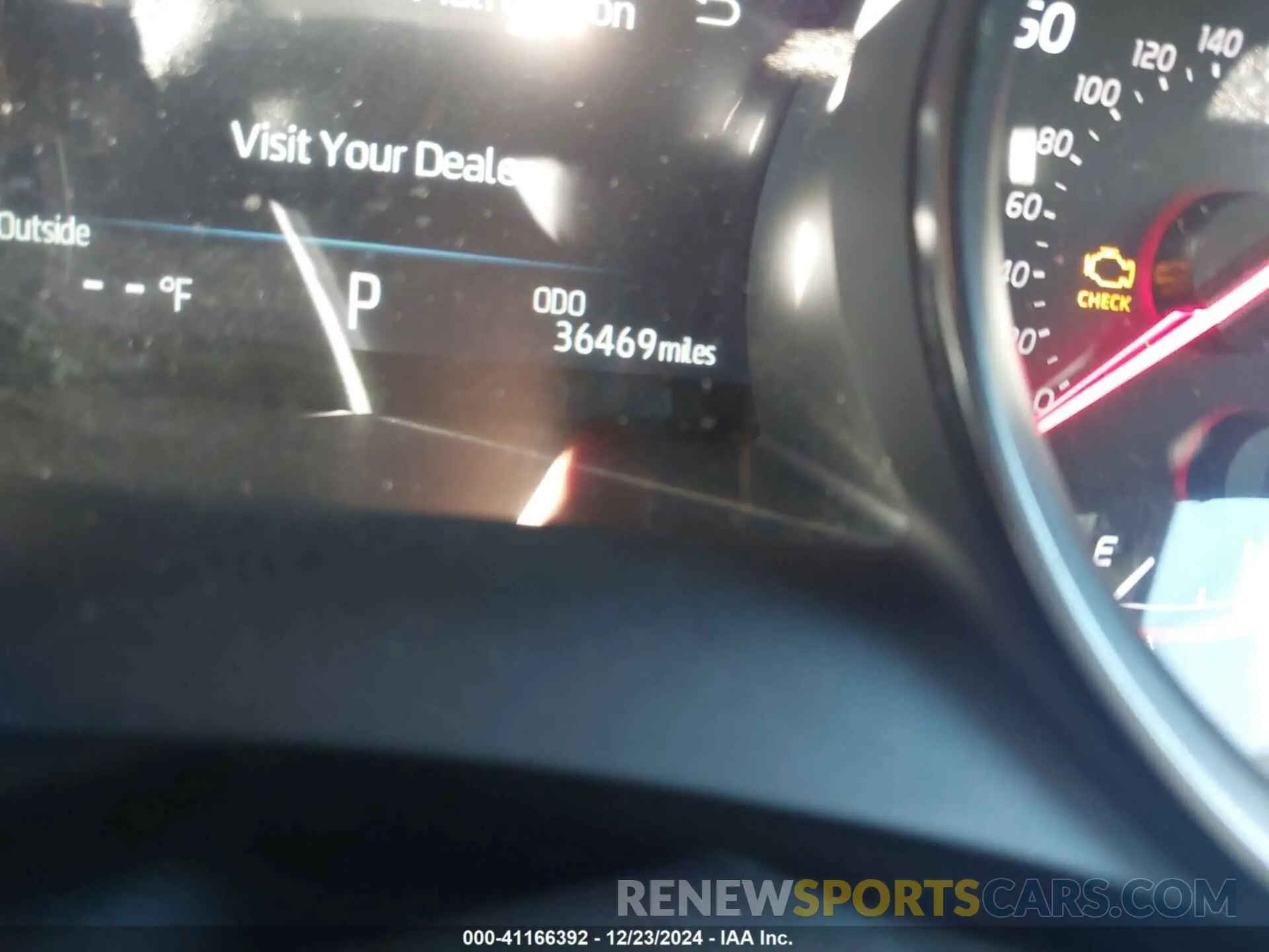 15 fotografías del automóvil dañado 4T1K61AK0RU233634 TOYOTA CAMRY 2024