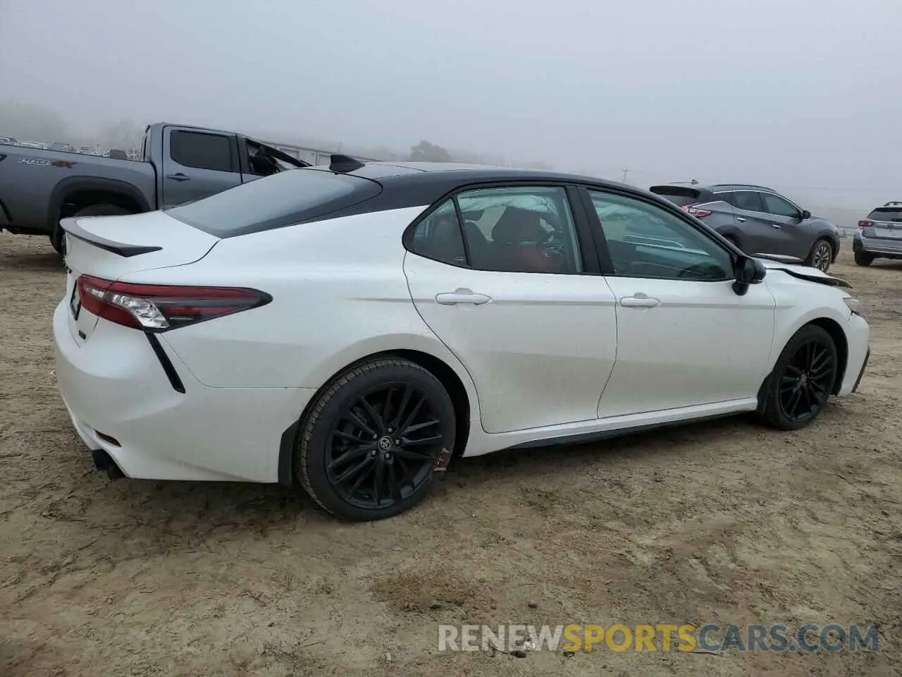 3 fotografías del automóvil dañado 4T1K61AK2RU208847 TOYOTA CAMRY 2024