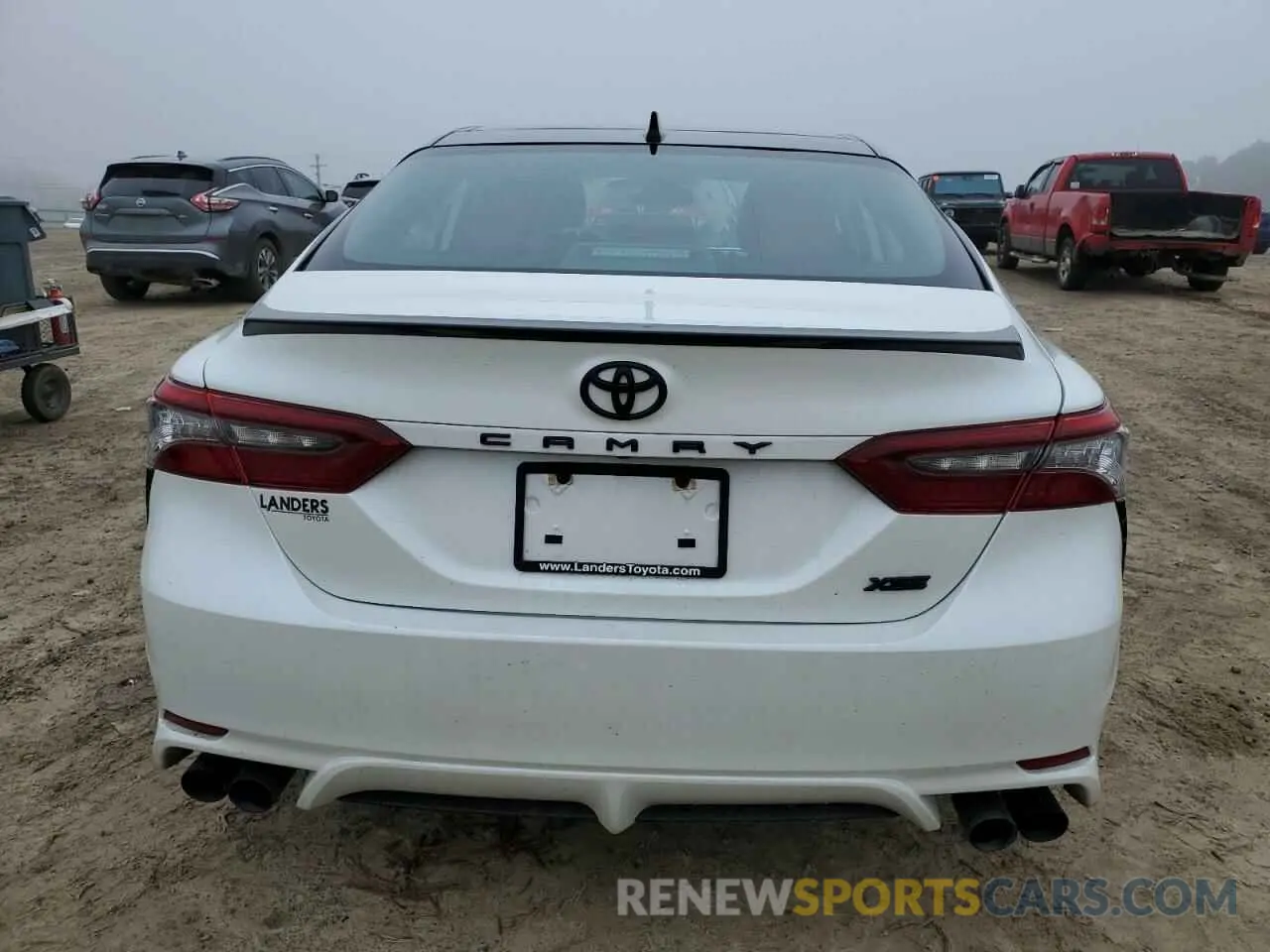 6 fotografías del automóvil dañado 4T1K61AK2RU208847 TOYOTA CAMRY 2024