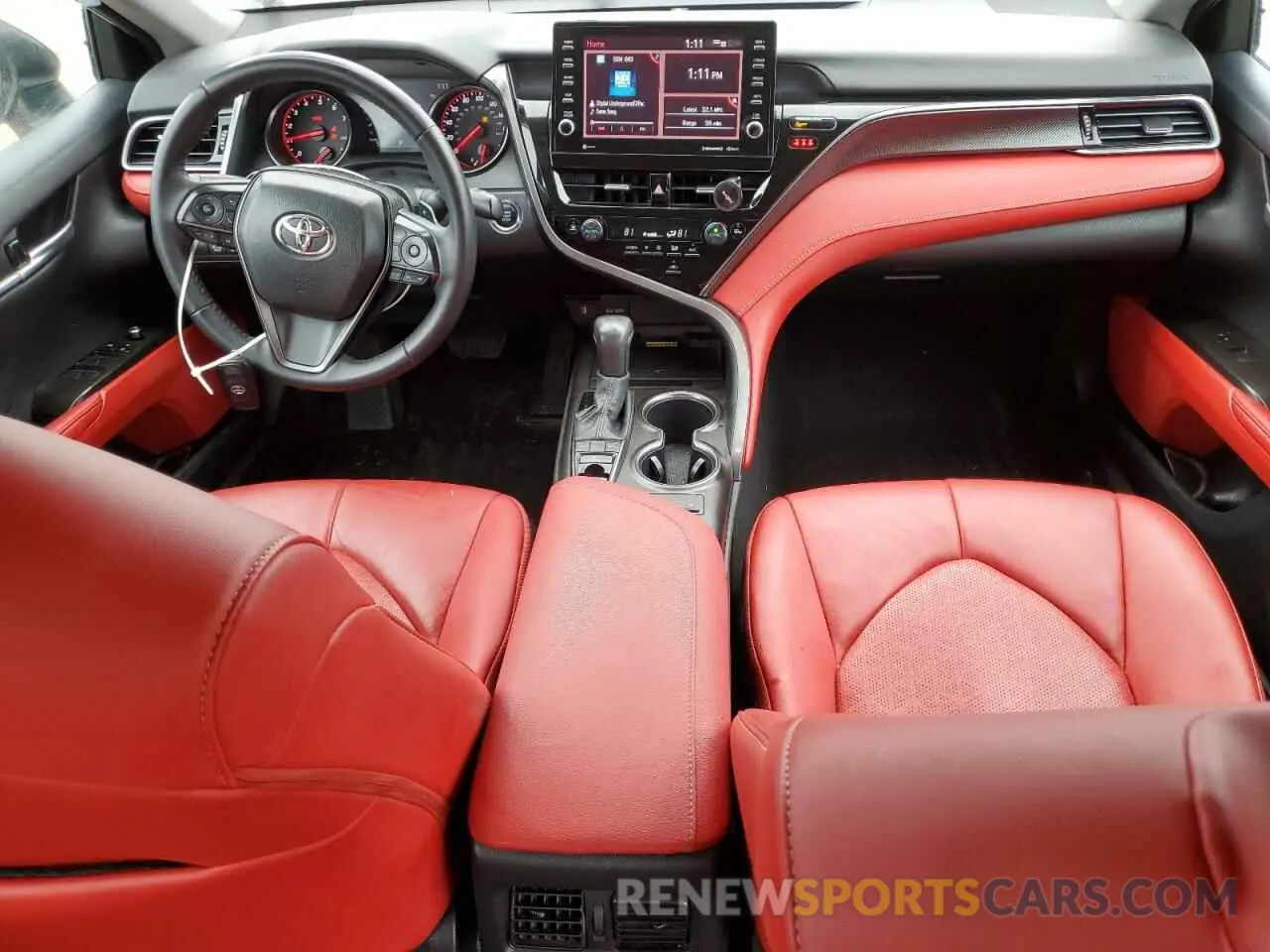 8 fotografías del automóvil dañado 4T1K61AK2RU208847 TOYOTA CAMRY 2024