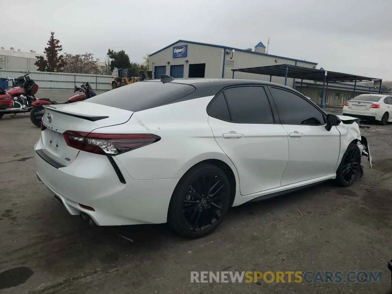 3 fotografías del automóvil dañado 4T1K61AK2RU226989 TOYOTA CAMRY 2024