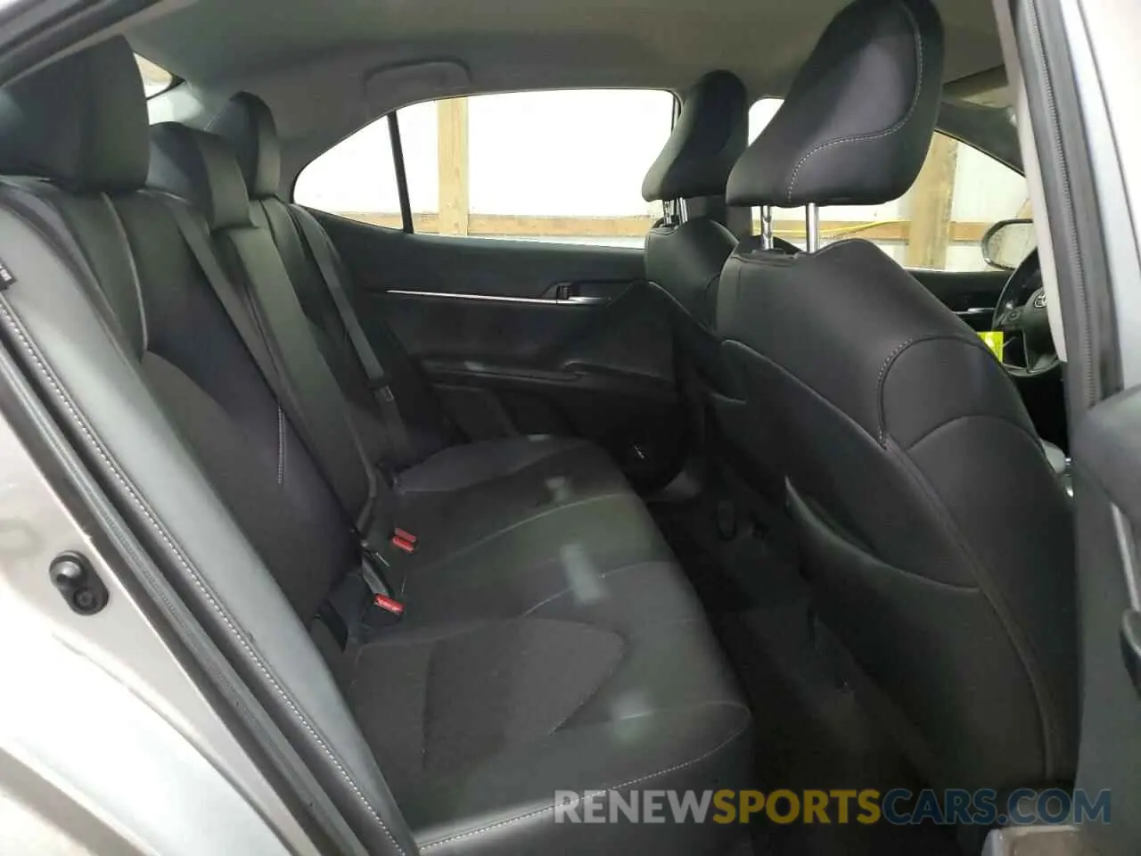 10 fotografías del automóvil dañado 4T1K61AK2RU234199 TOYOTA CAMRY 2024