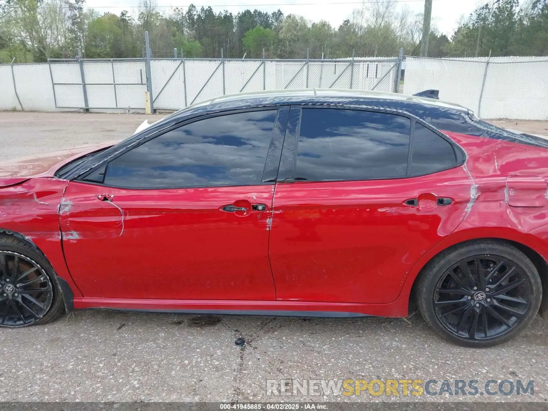 14 fotografías del automóvil dañado 4T1K61AK3RU219873 TOYOTA CAMRY 2024