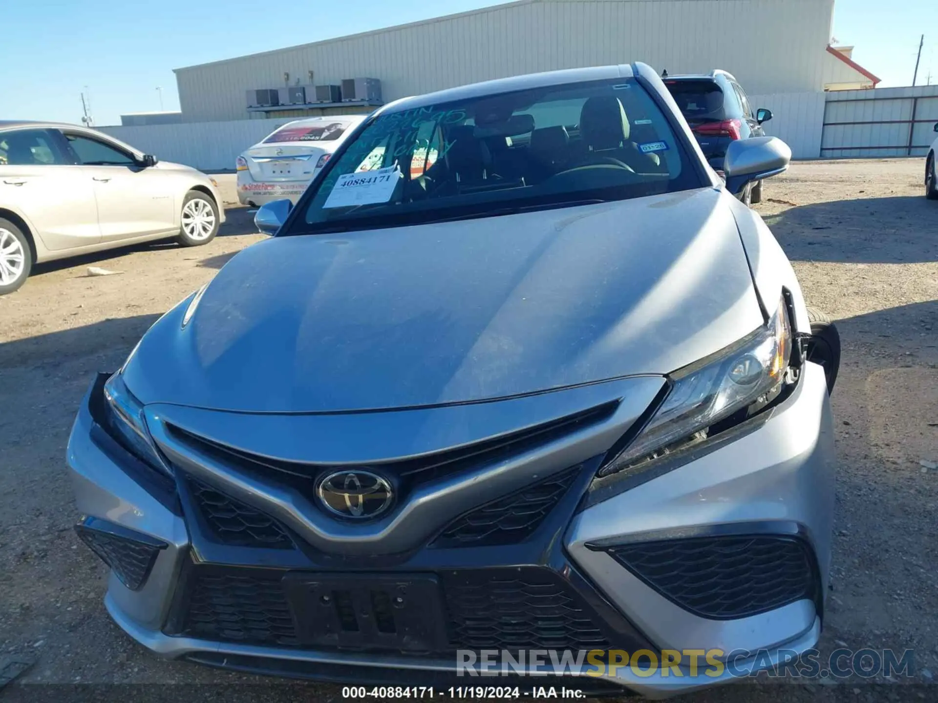 12 fotografías del automóvil dañado 4T1K61AK3RU234941 TOYOTA CAMRY 2024