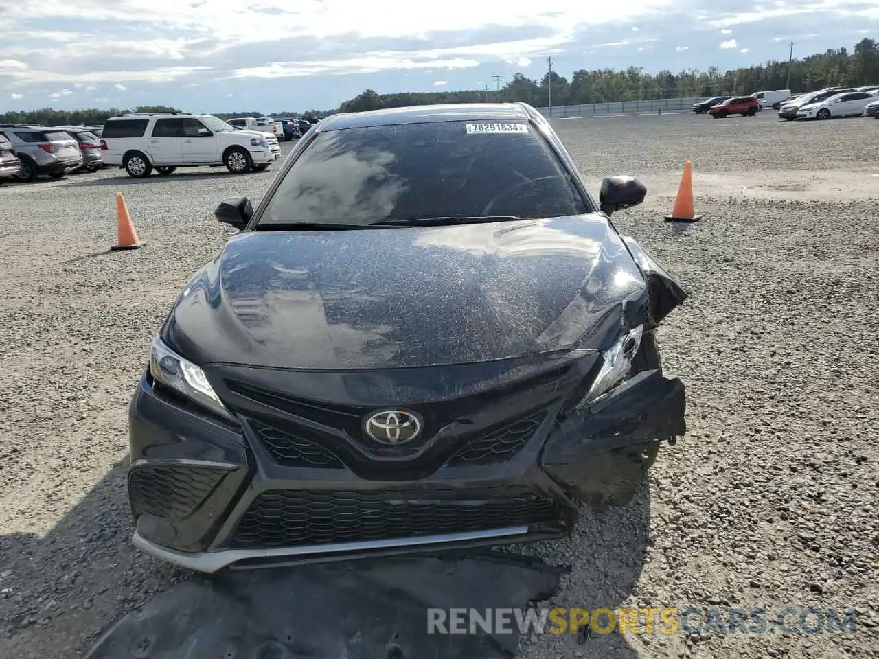 5 fotografías del automóvil dañado 4T1K61AK3RU884756 TOYOTA CAMRY 2024