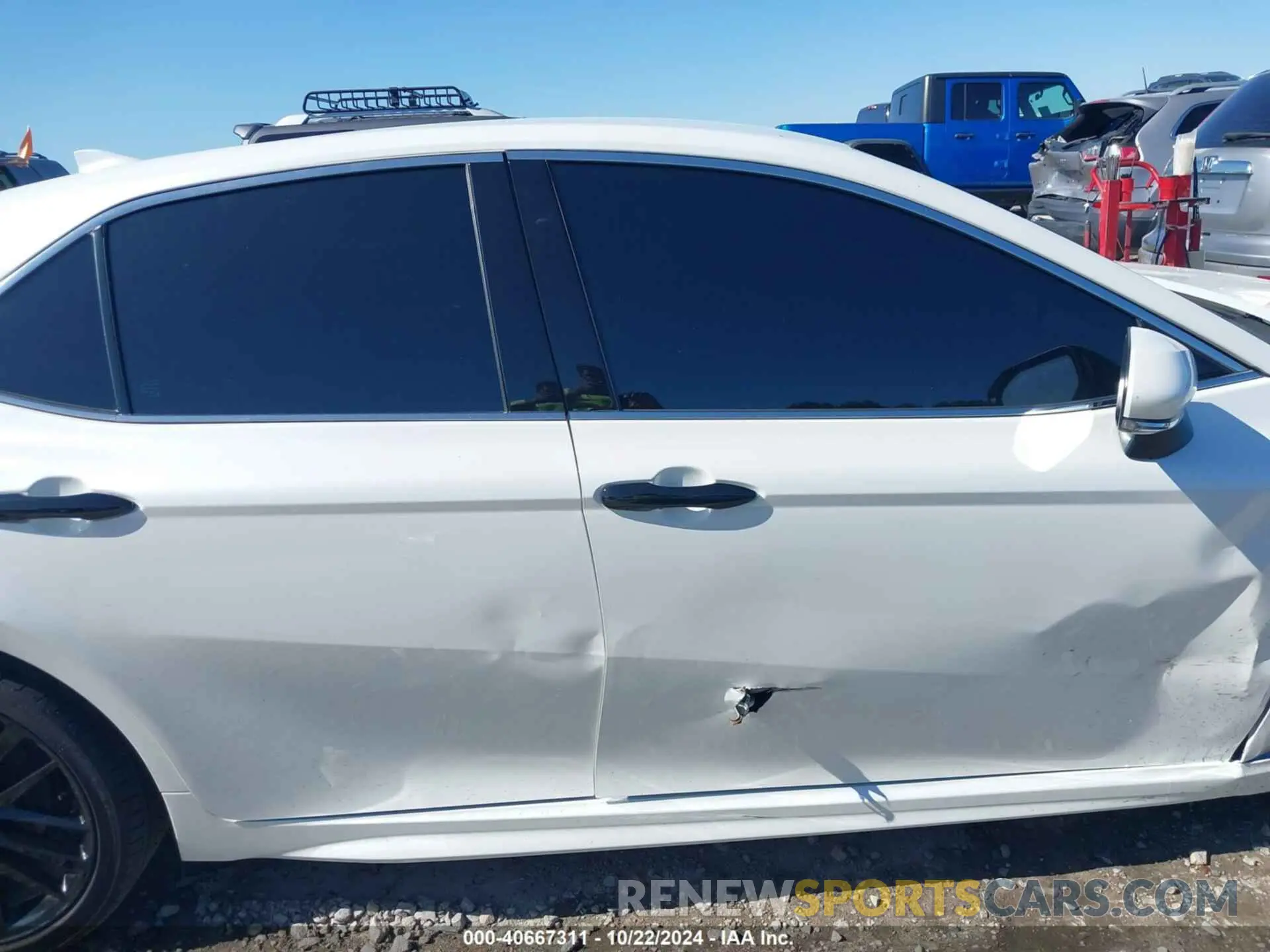 14 fotografías del automóvil dañado 4T1K61AK5RU246797 TOYOTA CAMRY 2024
