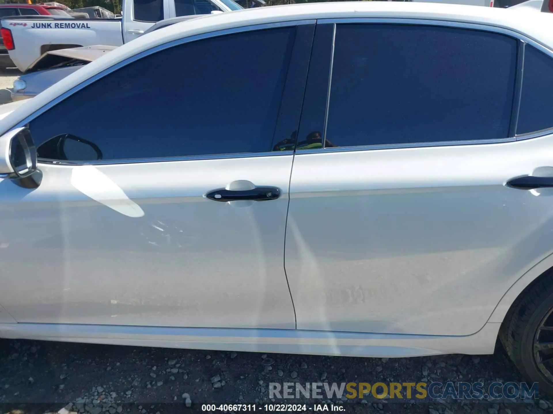 15 fotografías del automóvil dañado 4T1K61AK5RU246797 TOYOTA CAMRY 2024