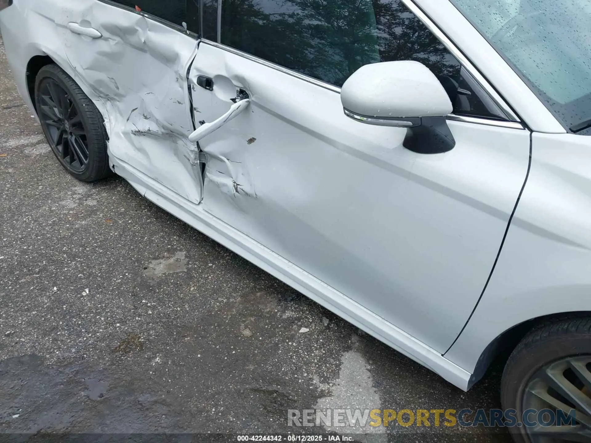 6 fotografías del automóvil dañado 4T1K61AK6RU229751 TOYOTA CAMRY 2024