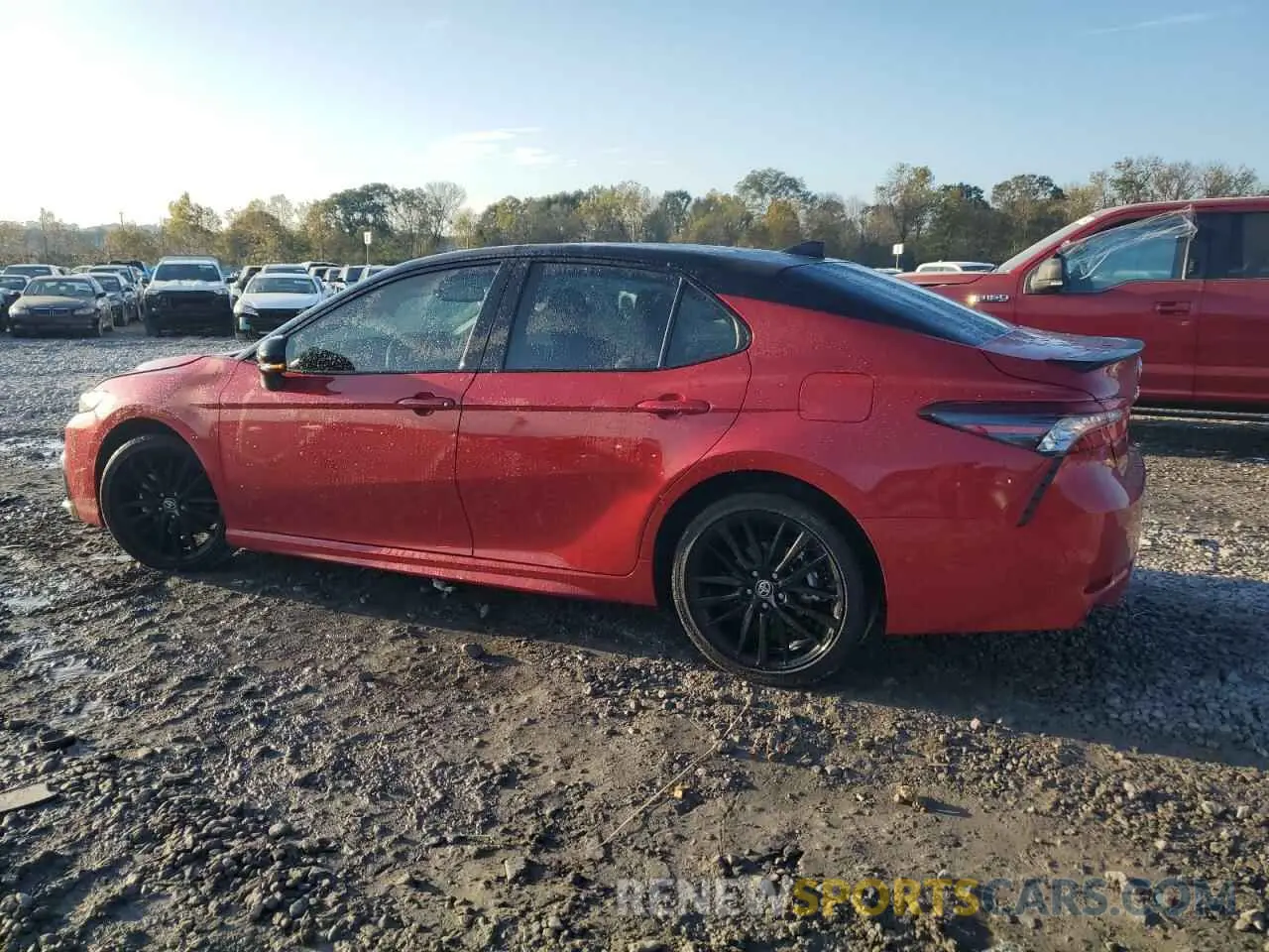 2 fotografías del automóvil dañado 4T1K61AK6RU250342 TOYOTA CAMRY 2024