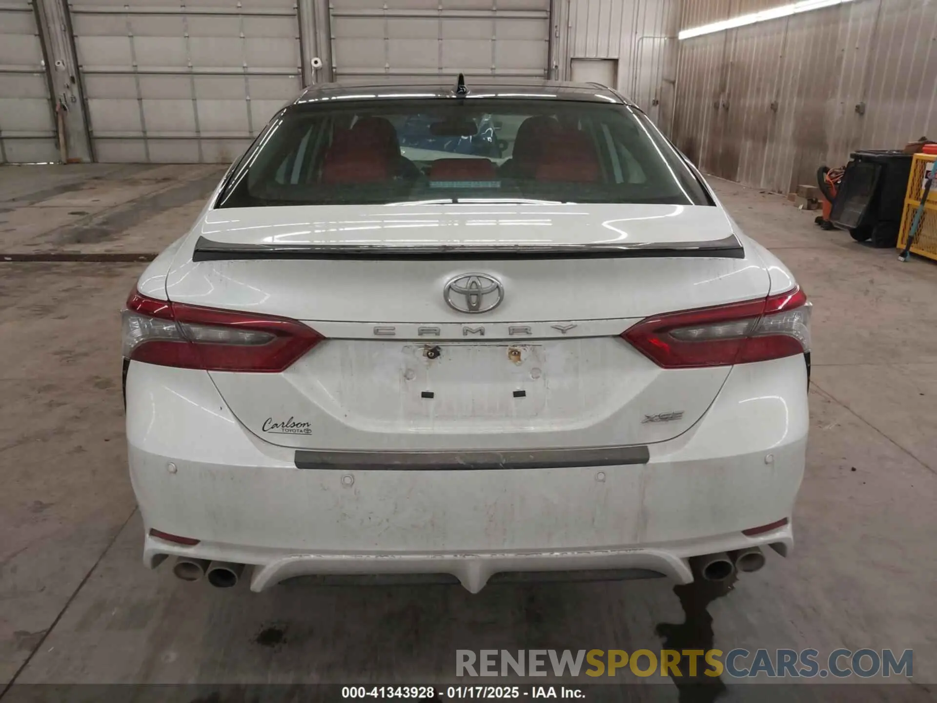 17 fotografías del automóvil dañado 4T1K61AK8RU193125 TOYOTA CAMRY 2024