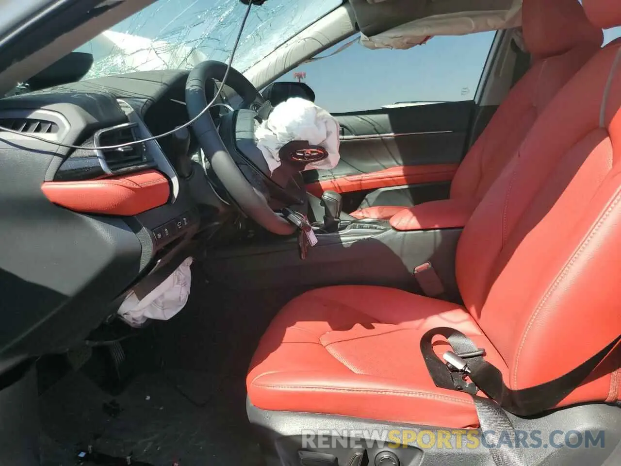 7 fotografías del automóvil dañado 4T1K61AK8RU249502 TOYOTA CAMRY 2024