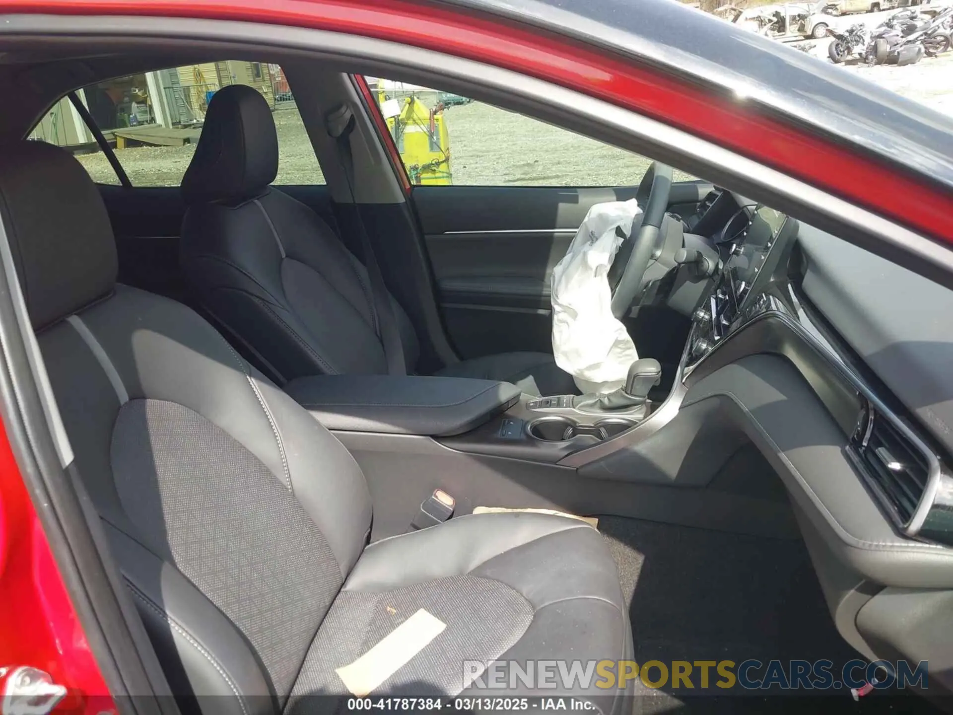 5 fotografías del automóvil dañado 4T1K61AK8RU249709 TOYOTA CAMRY 2024