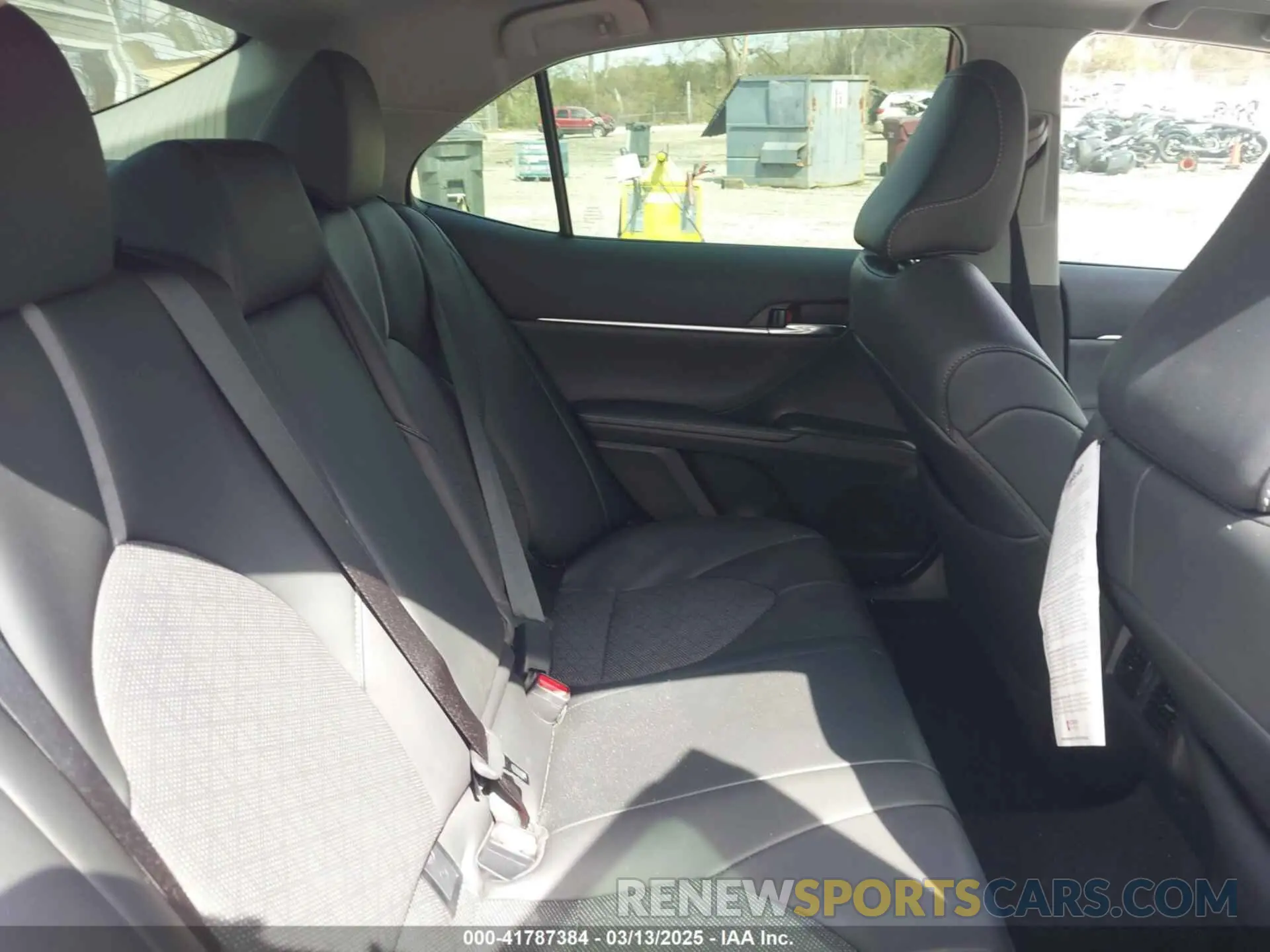 8 fotografías del automóvil dañado 4T1K61AK8RU249709 TOYOTA CAMRY 2024