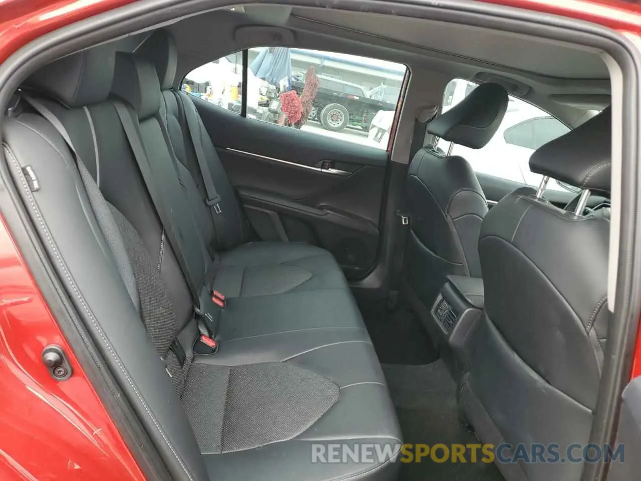 10 fotografías del automóvil dañado 4T1K61AK9RU228870 TOYOTA CAMRY 2024