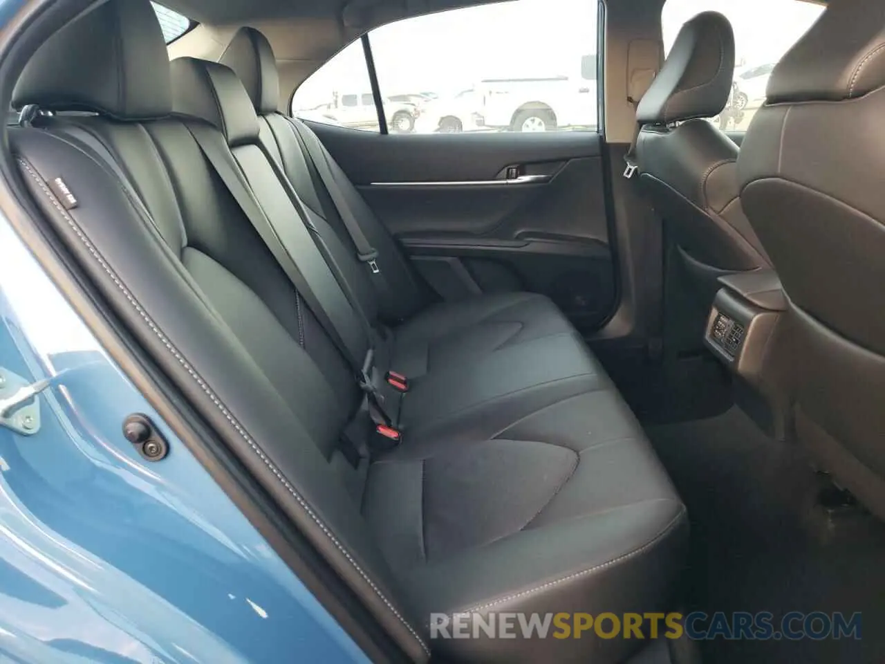 10 fotografías del automóvil dañado 4T1K61AK9RU244566 TOYOTA CAMRY 2024