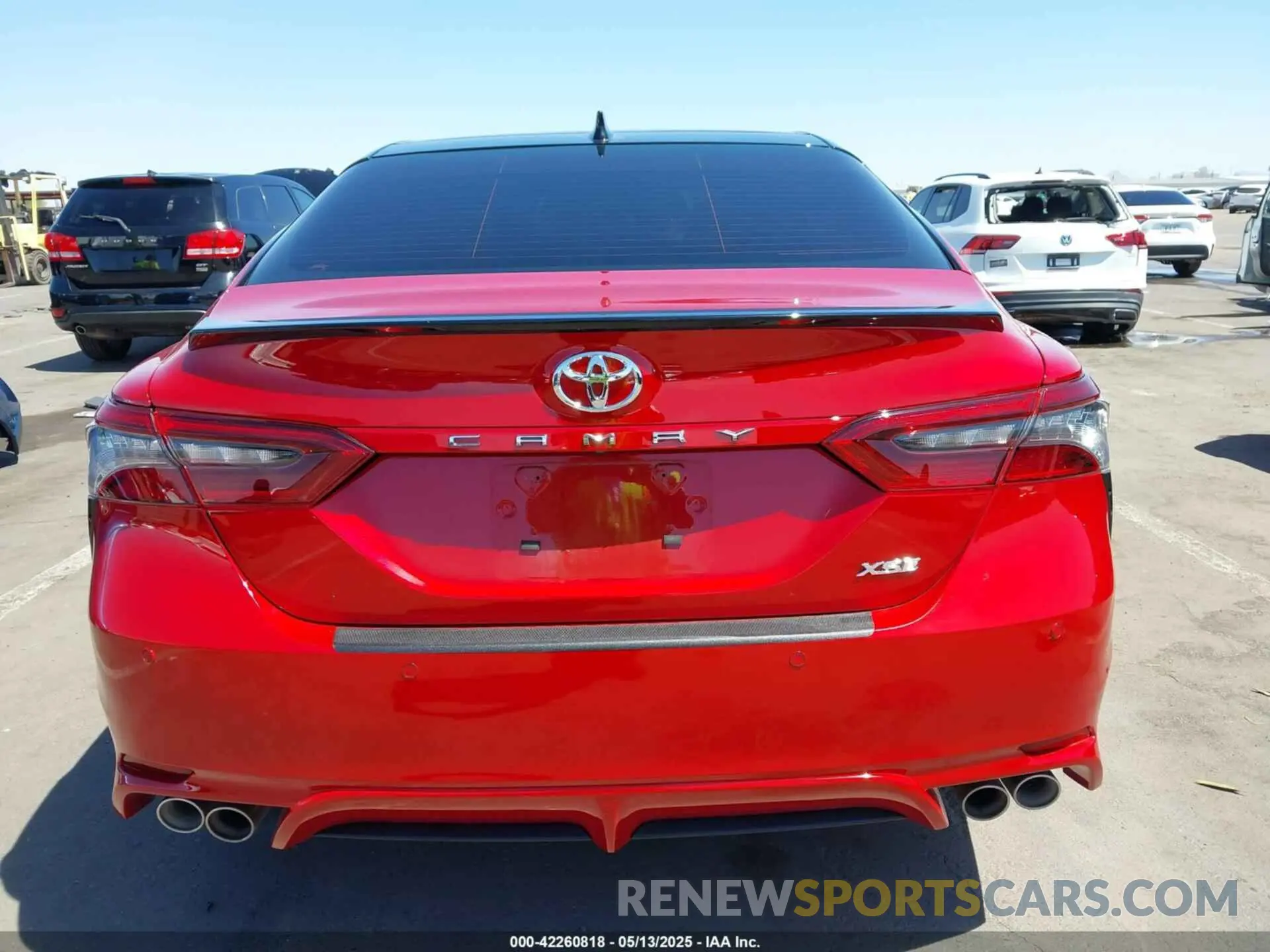 17 fotografías del automóvil dañado 4T1K61AKXRU261361 TOYOTA CAMRY 2024