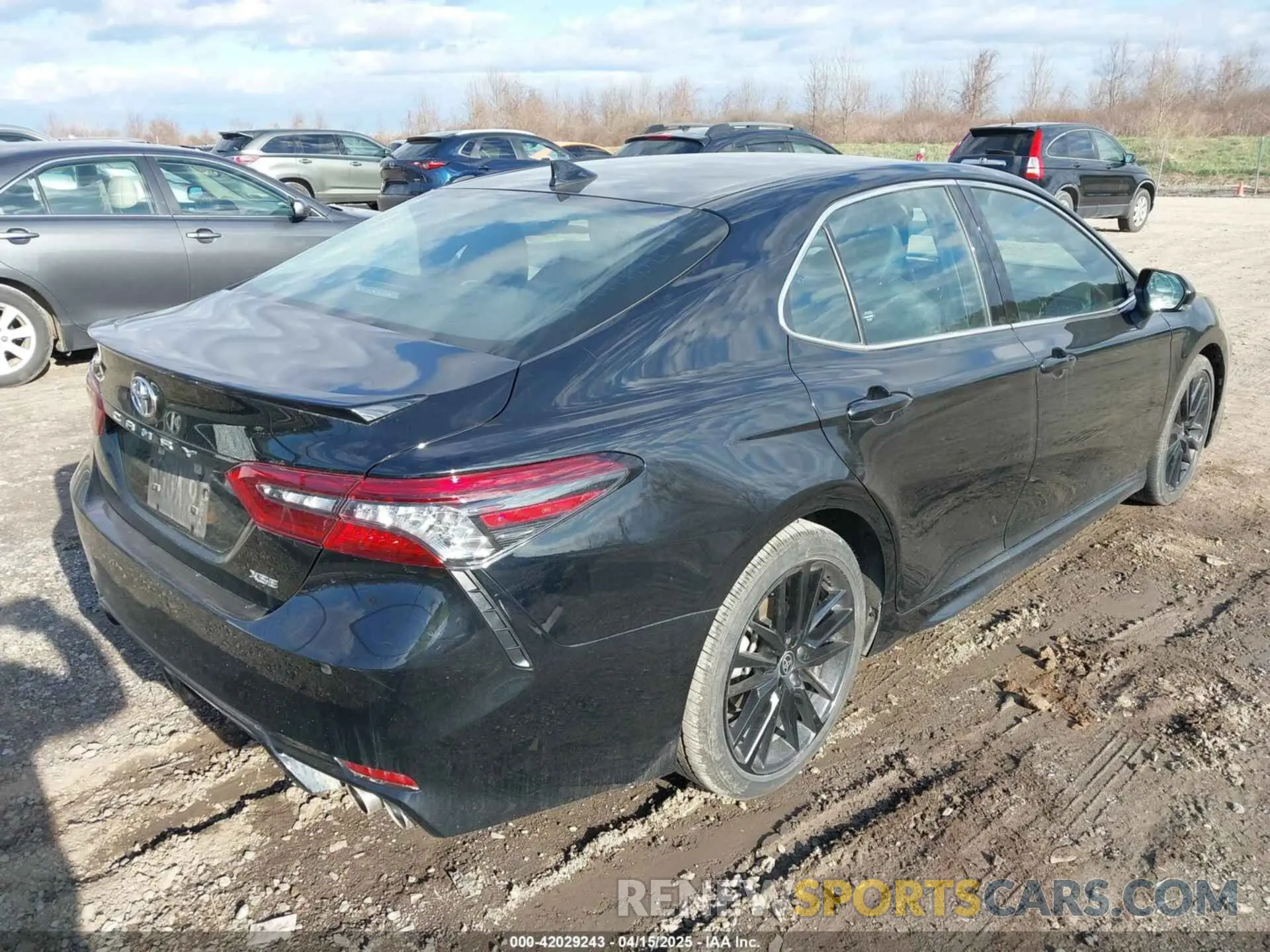 4 fotografías del automóvil dañado 4T1K61AKXRU887539 TOYOTA CAMRY 2024