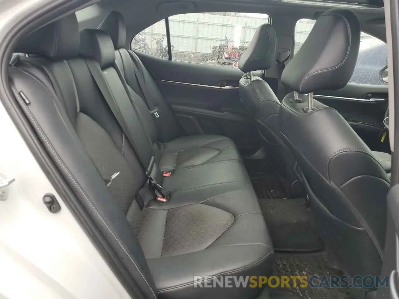 10 fotografías del automóvil dañado 4T1K61BK4RU110580 TOYOTA CAMRY 2024