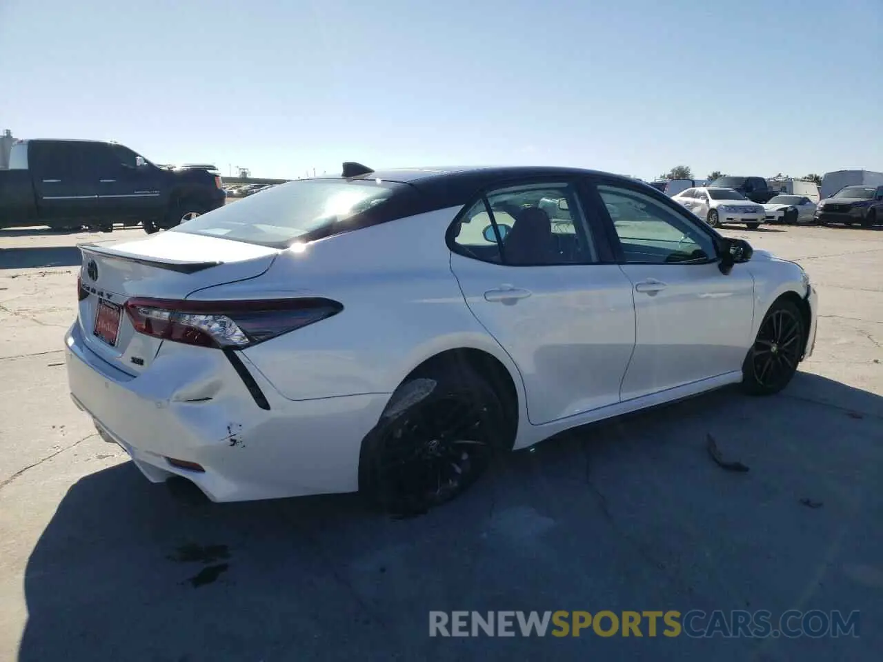 3 fotografías del automóvil dañado 4T1KZ1AK0RU092376 TOYOTA CAMRY 2024