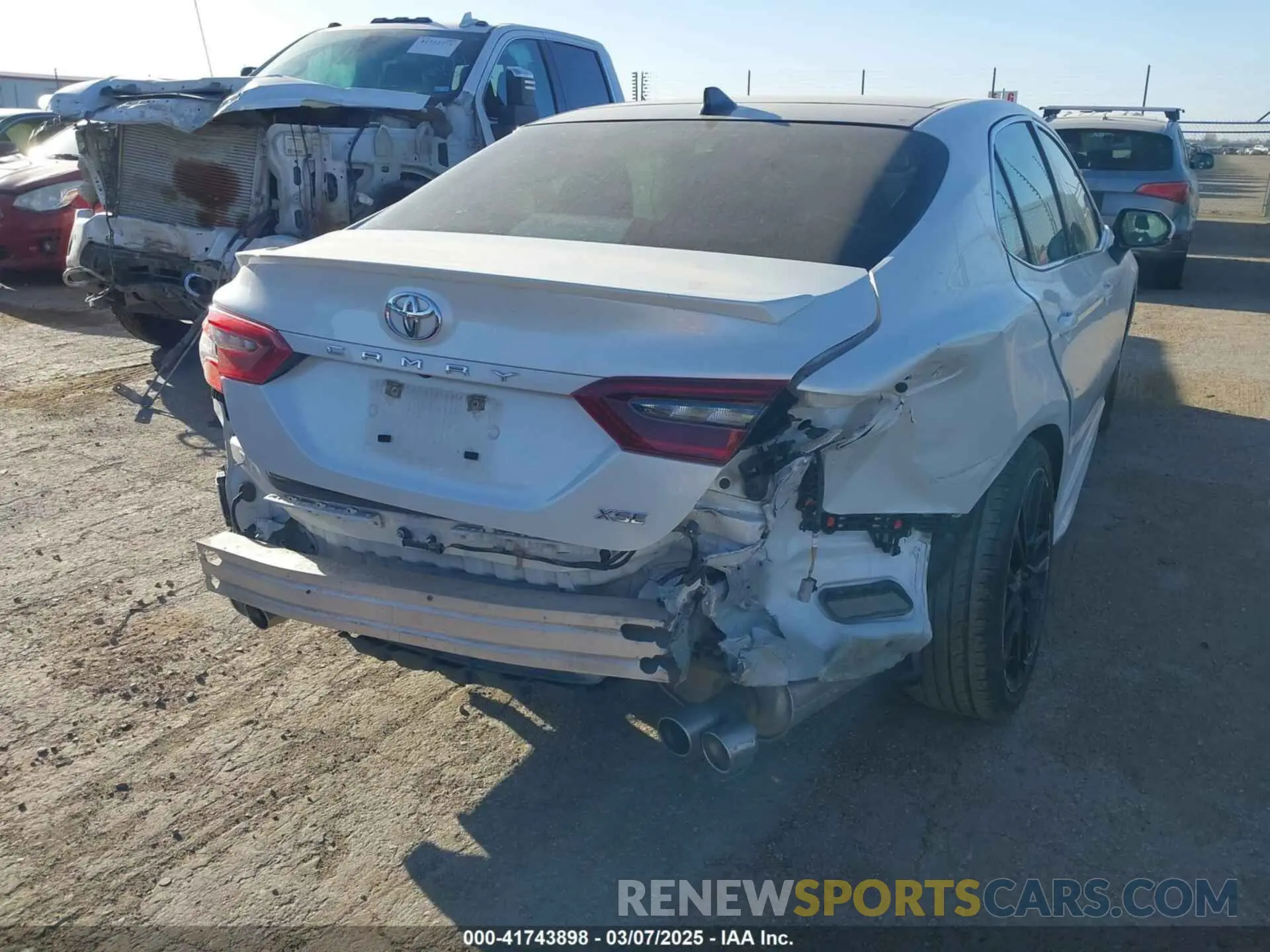 6 fotografías del automóvil dañado 4T1KZ1AK1RU090183 TOYOTA CAMRY 2024