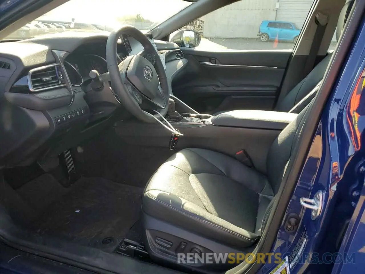 7 fotografías del automóvil dañado 4T1KZ1AK1RU102591 TOYOTA CAMRY 2024