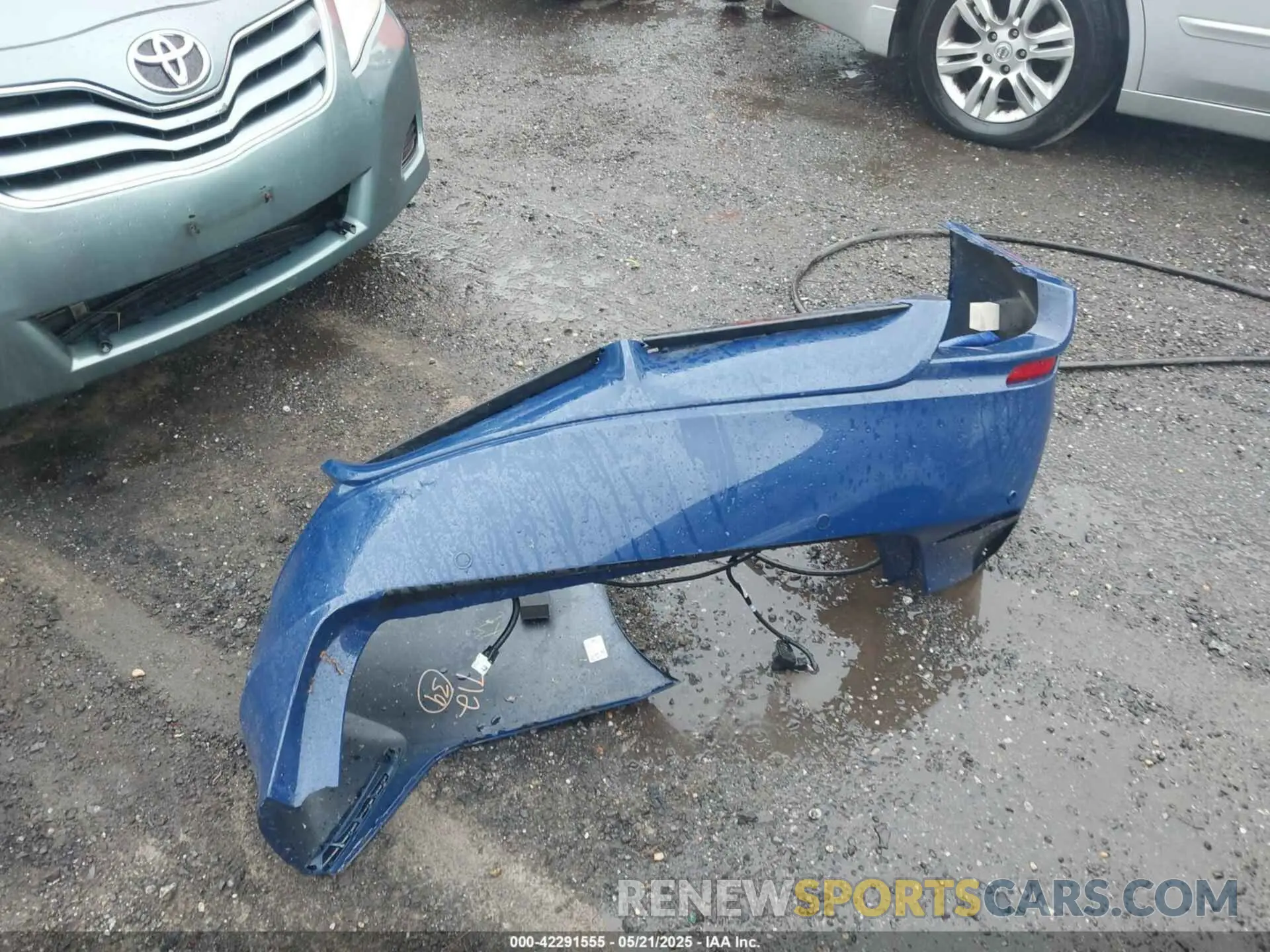 12 fotografías del automóvil dañado 4T1KZ1AK1RU103711 TOYOTA CAMRY 2024