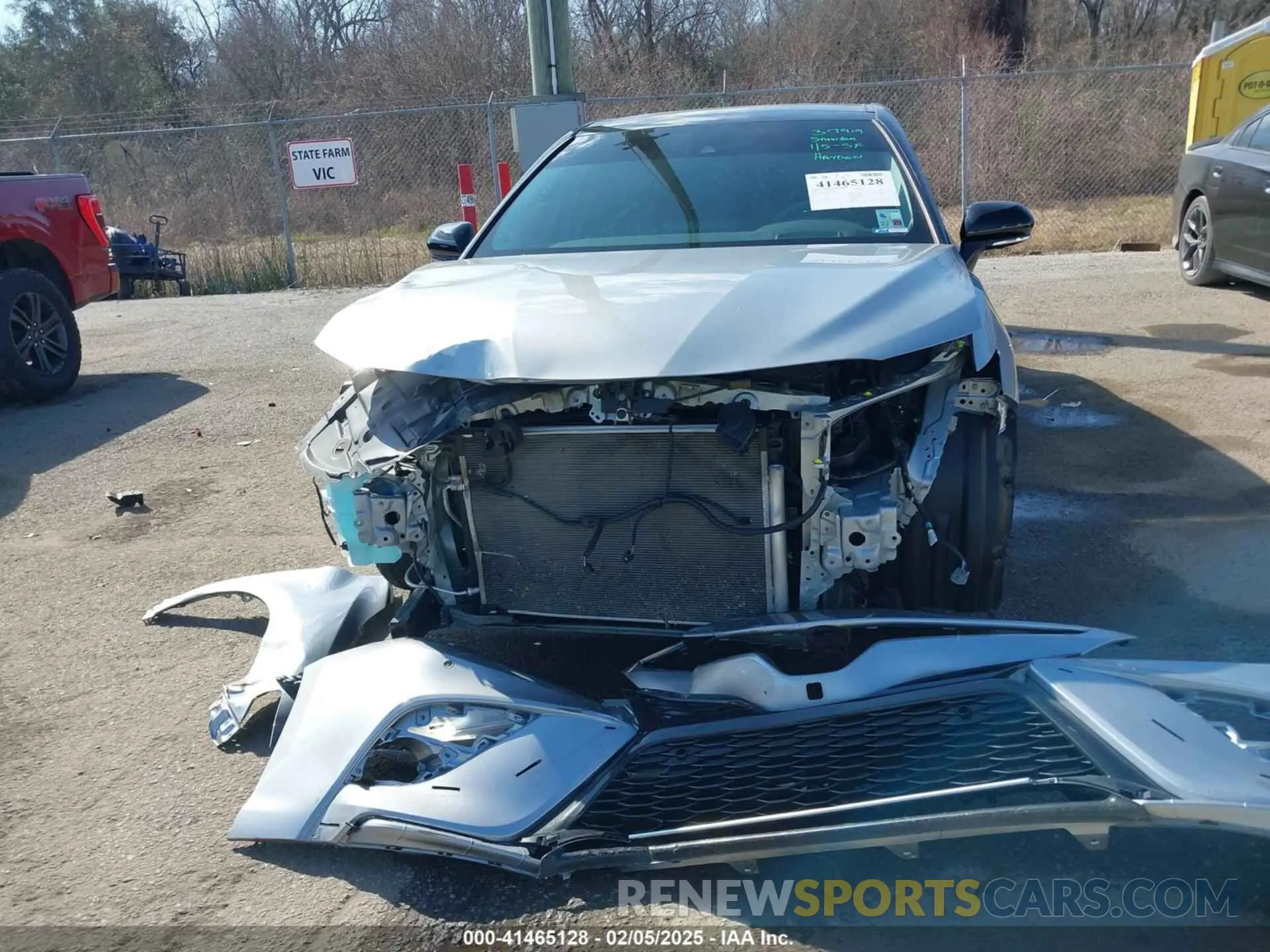12 fotografías del automóvil dañado 4T1KZ1AK2RU088703 TOYOTA CAMRY 2024