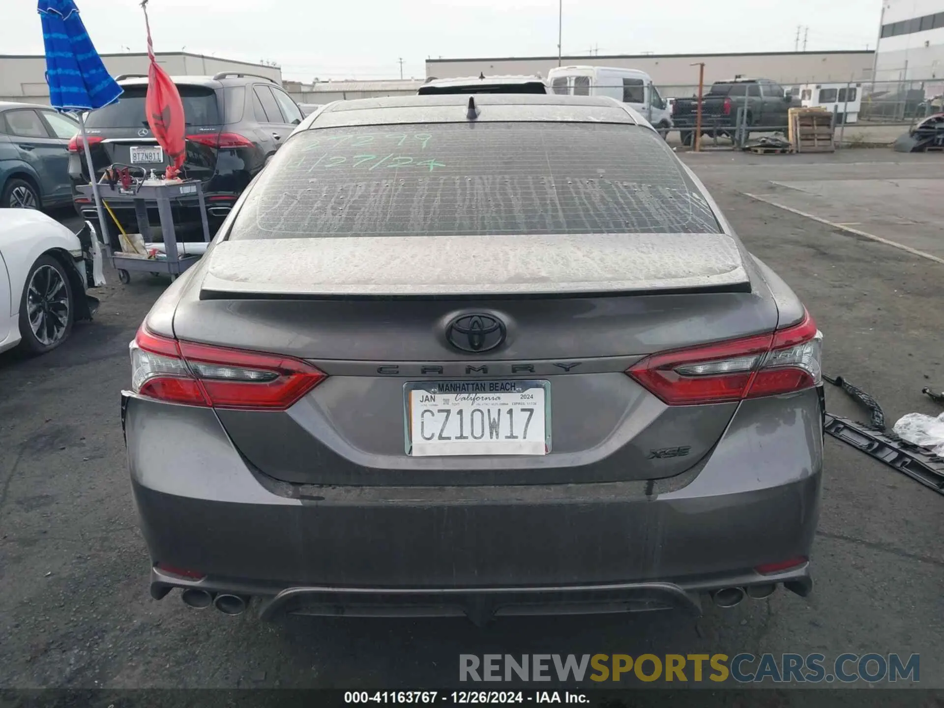 16 fotografías del automóvil dañado 4T1KZ1AK2RU089964 TOYOTA CAMRY 2024