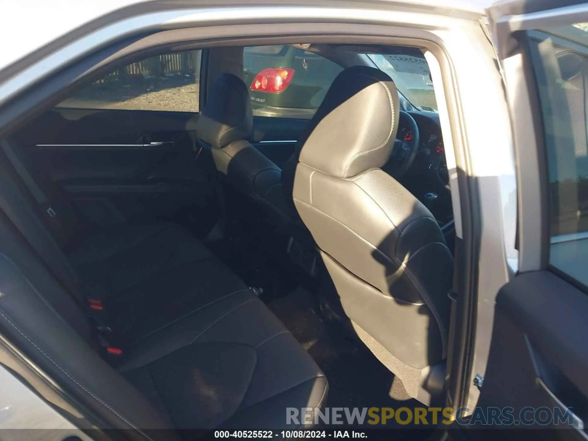 8 fotografías del automóvil dañado 4T1KZ1AK2RU098924 TOYOTA CAMRY 2024