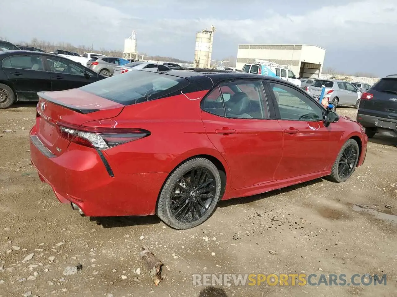 3 fotografías del automóvil dañado 4T1KZ1AK3RU093733 TOYOTA CAMRY 2024