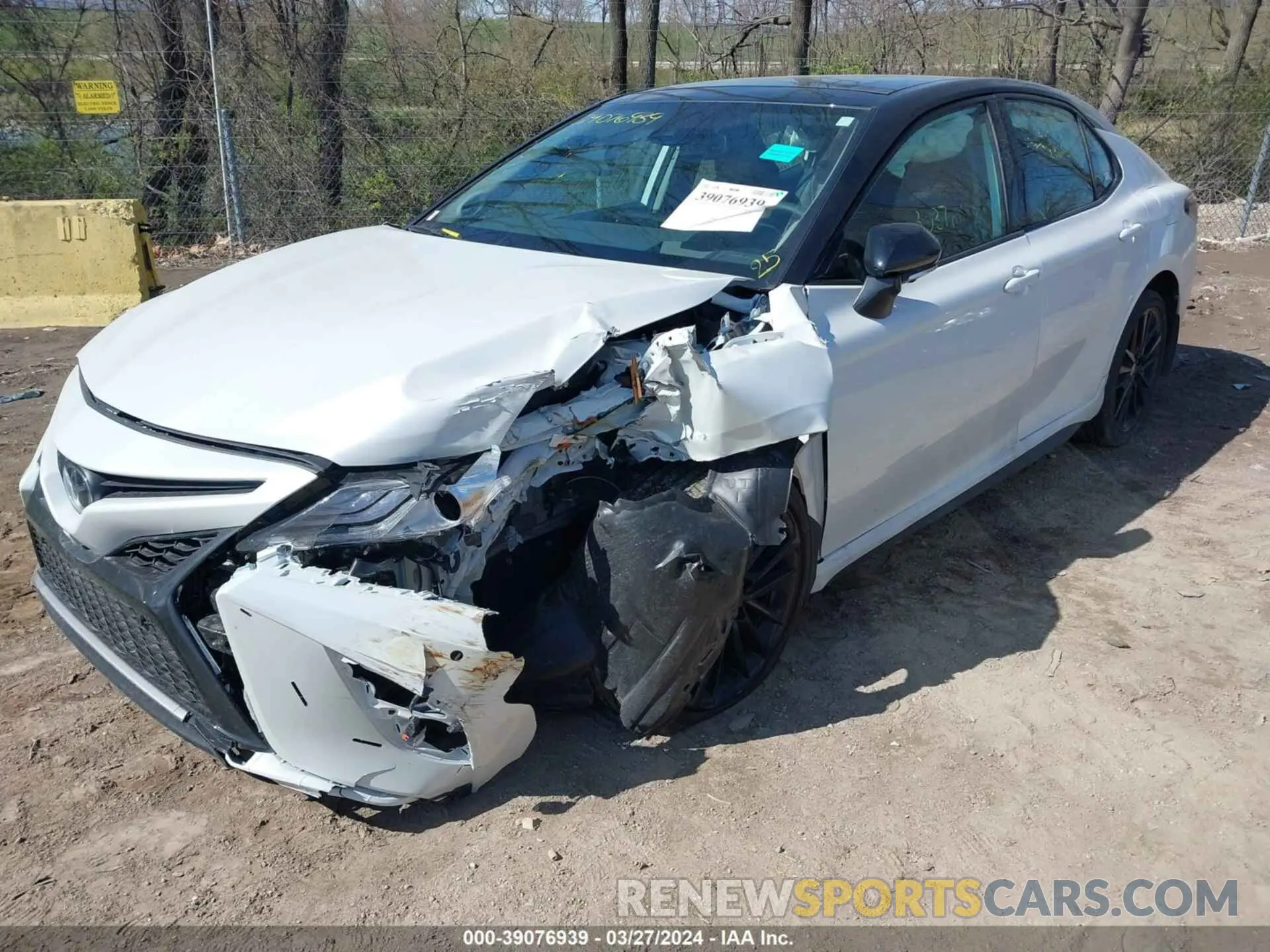 6 fotografías del automóvil dañado 4T1KZ1AK3RU099239 TOYOTA CAMRY 2024